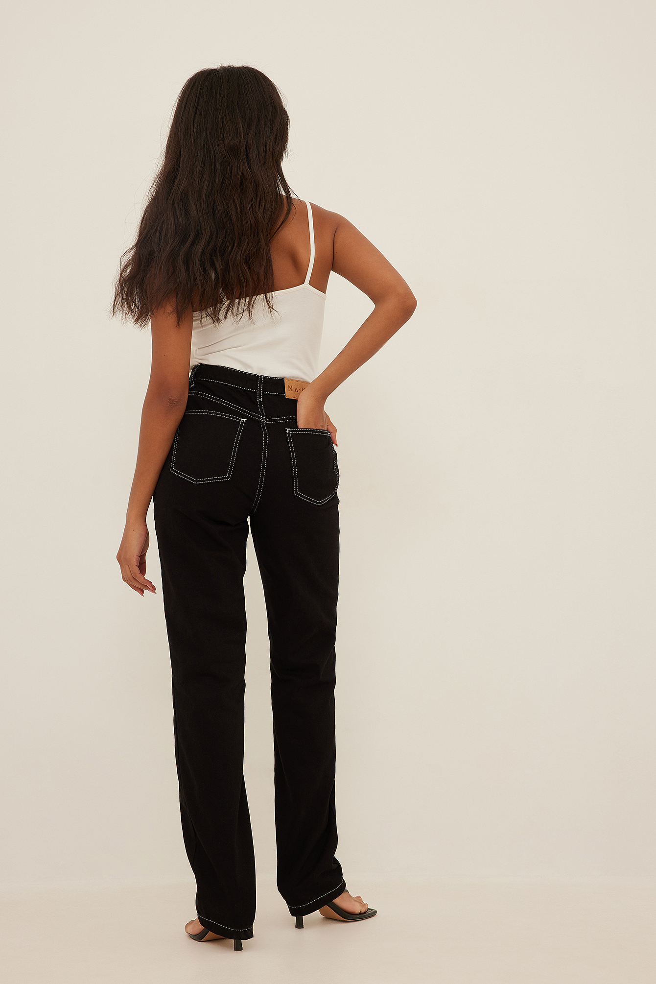 Contrast Stitched Denim Black | na-kd.com