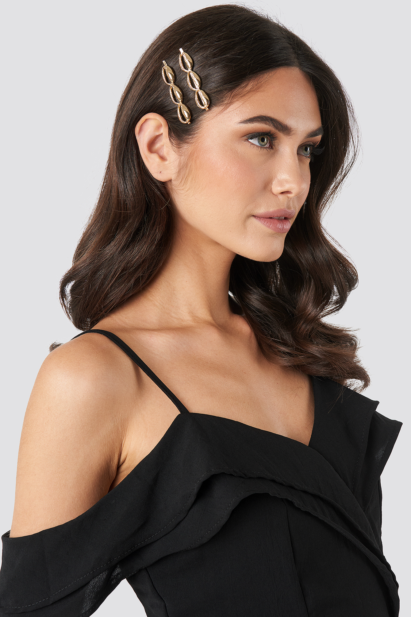 Cowrie Shell Double Hairclips Gold