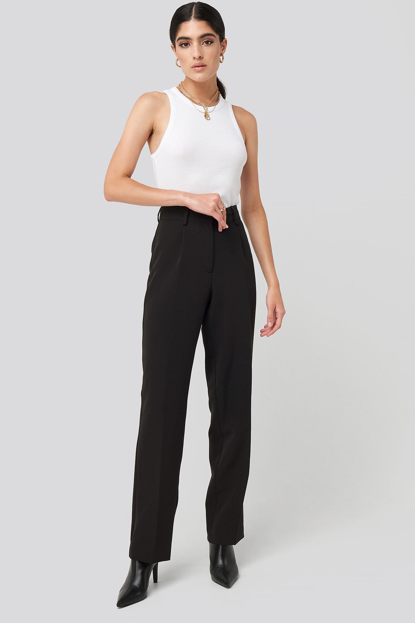 Creased Mid Rise Suit Pants Zwart | NA-KD