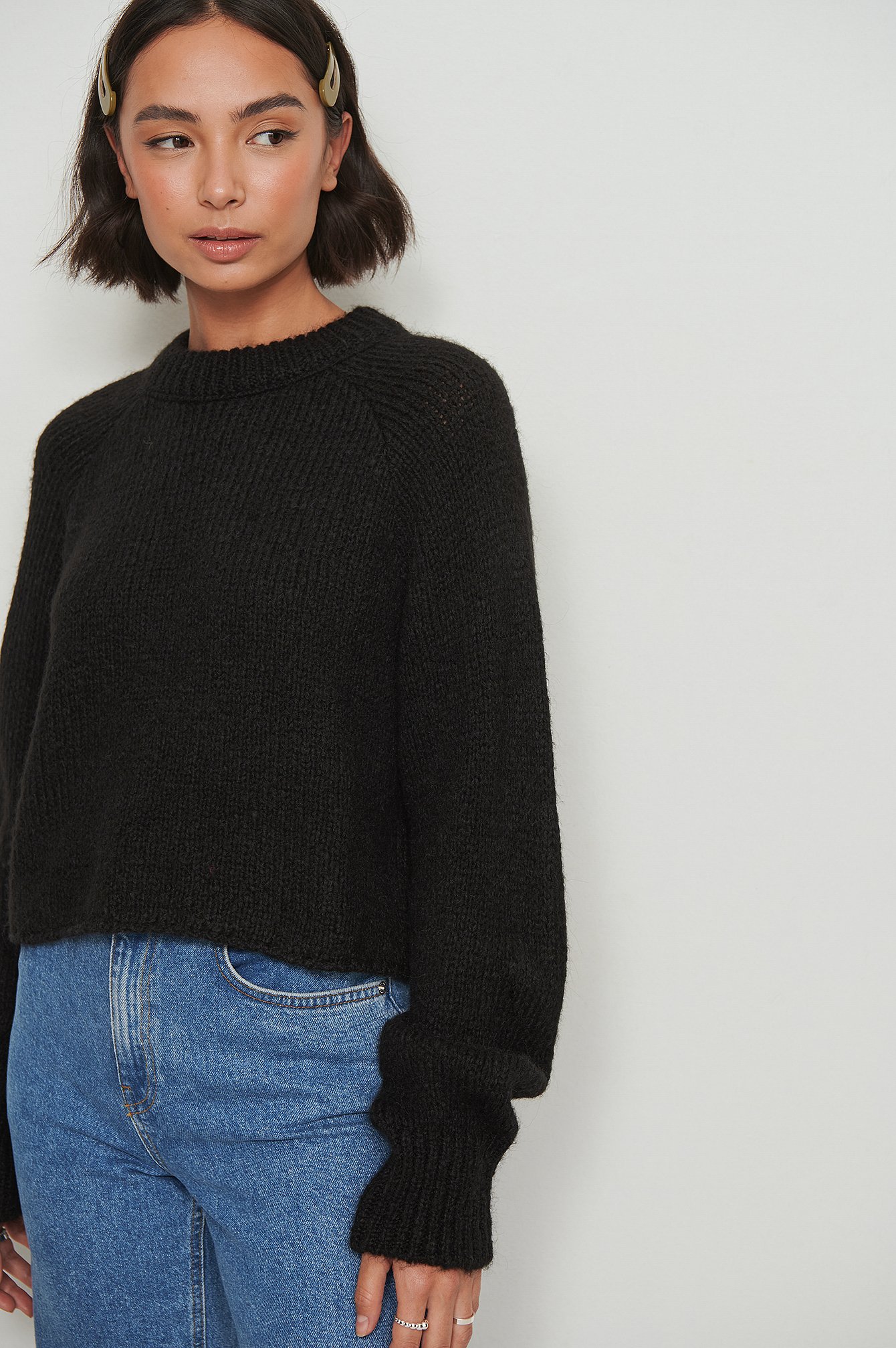 Black Crop chunky sweater