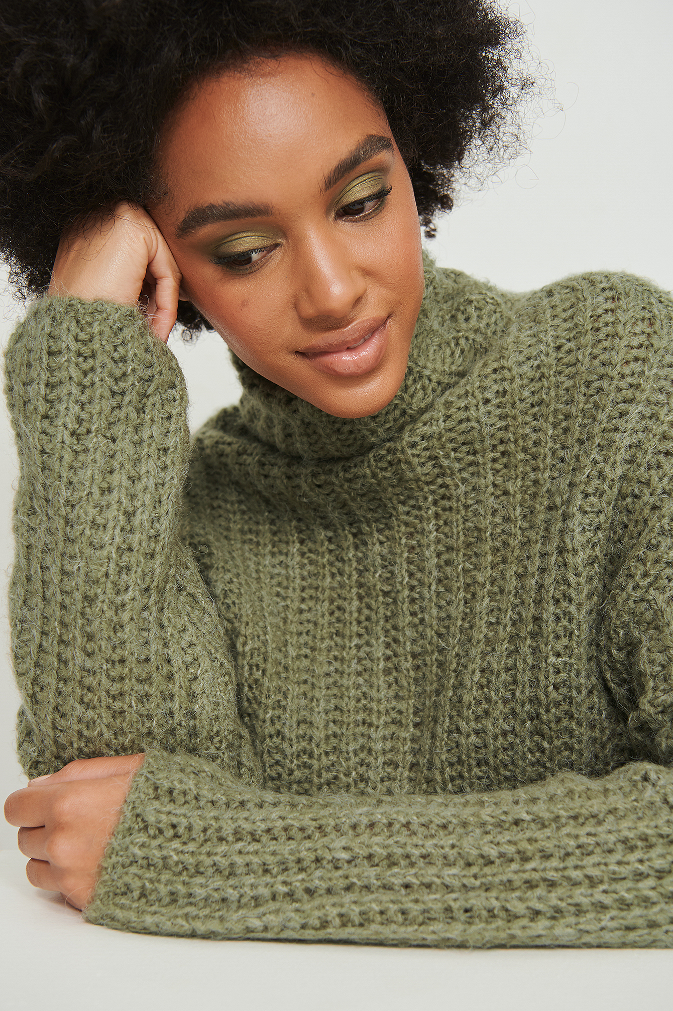 NA-KD Cropped Knitted High Neck Sweater - Green