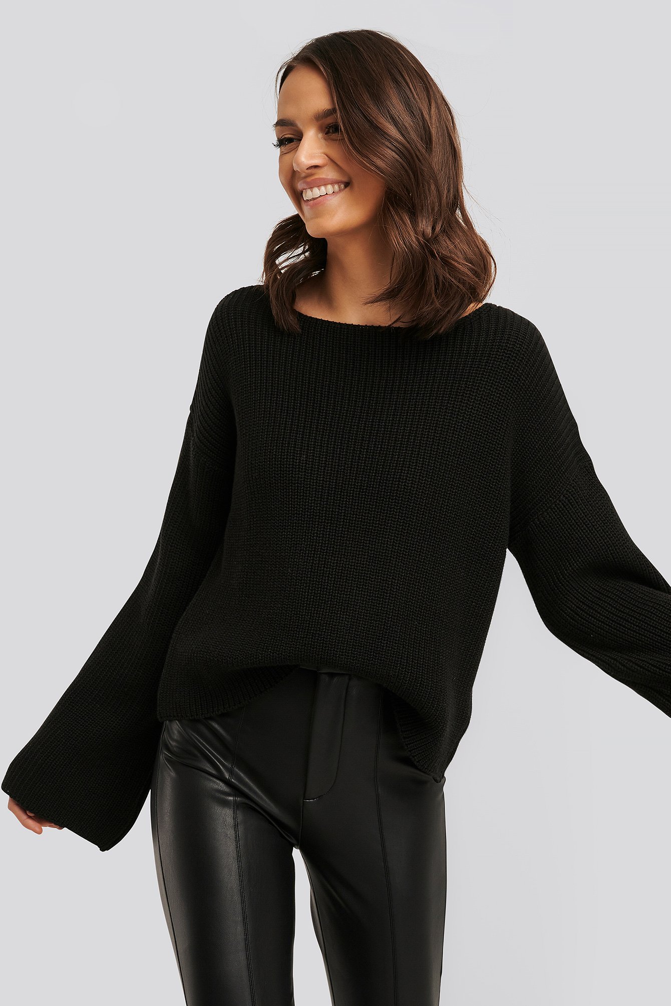Cropped Long Sleeve Knitted Sweater Black | na-kd.com