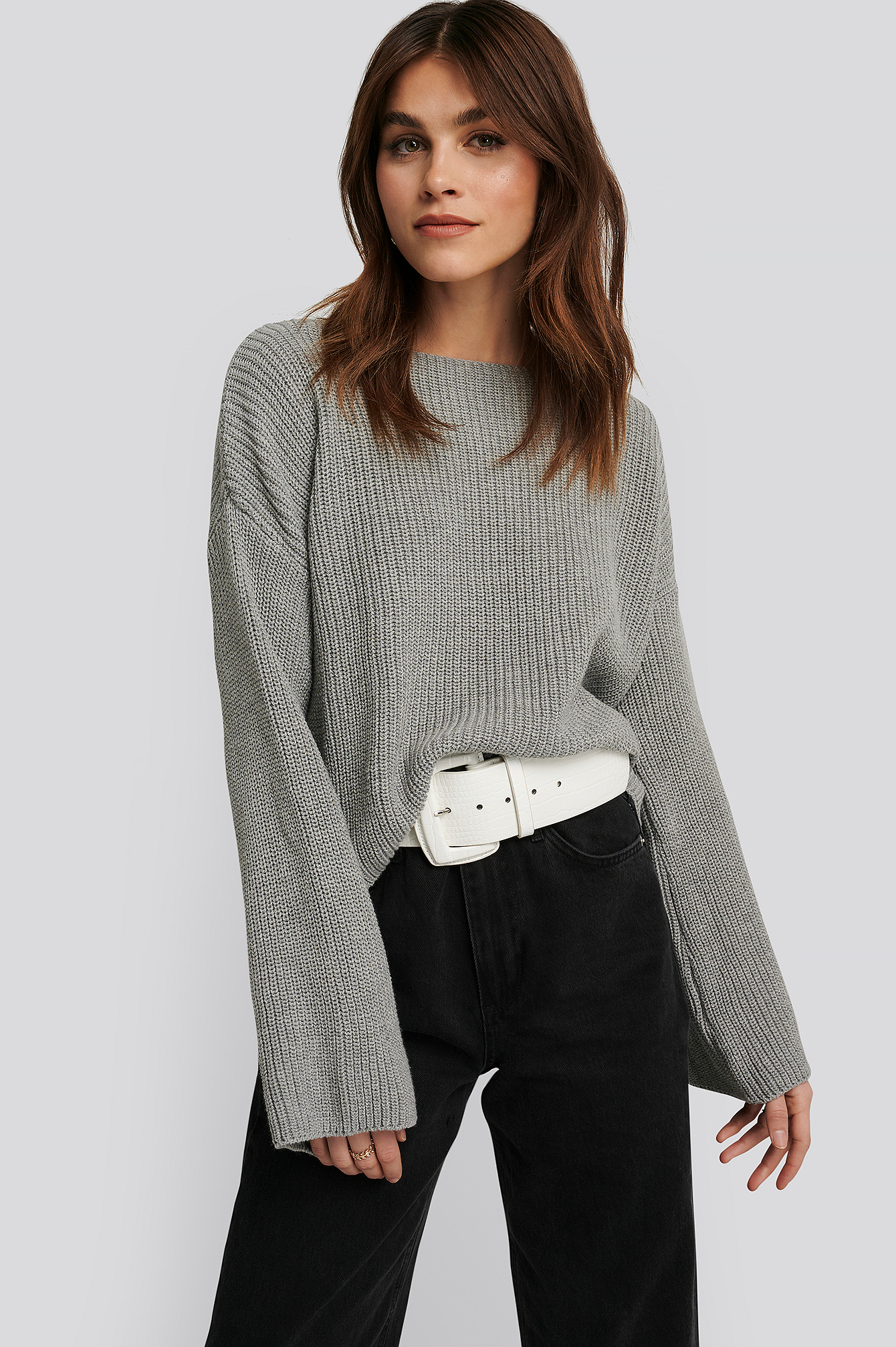 Cropped Long Sleeve Knitted Sweater Grey