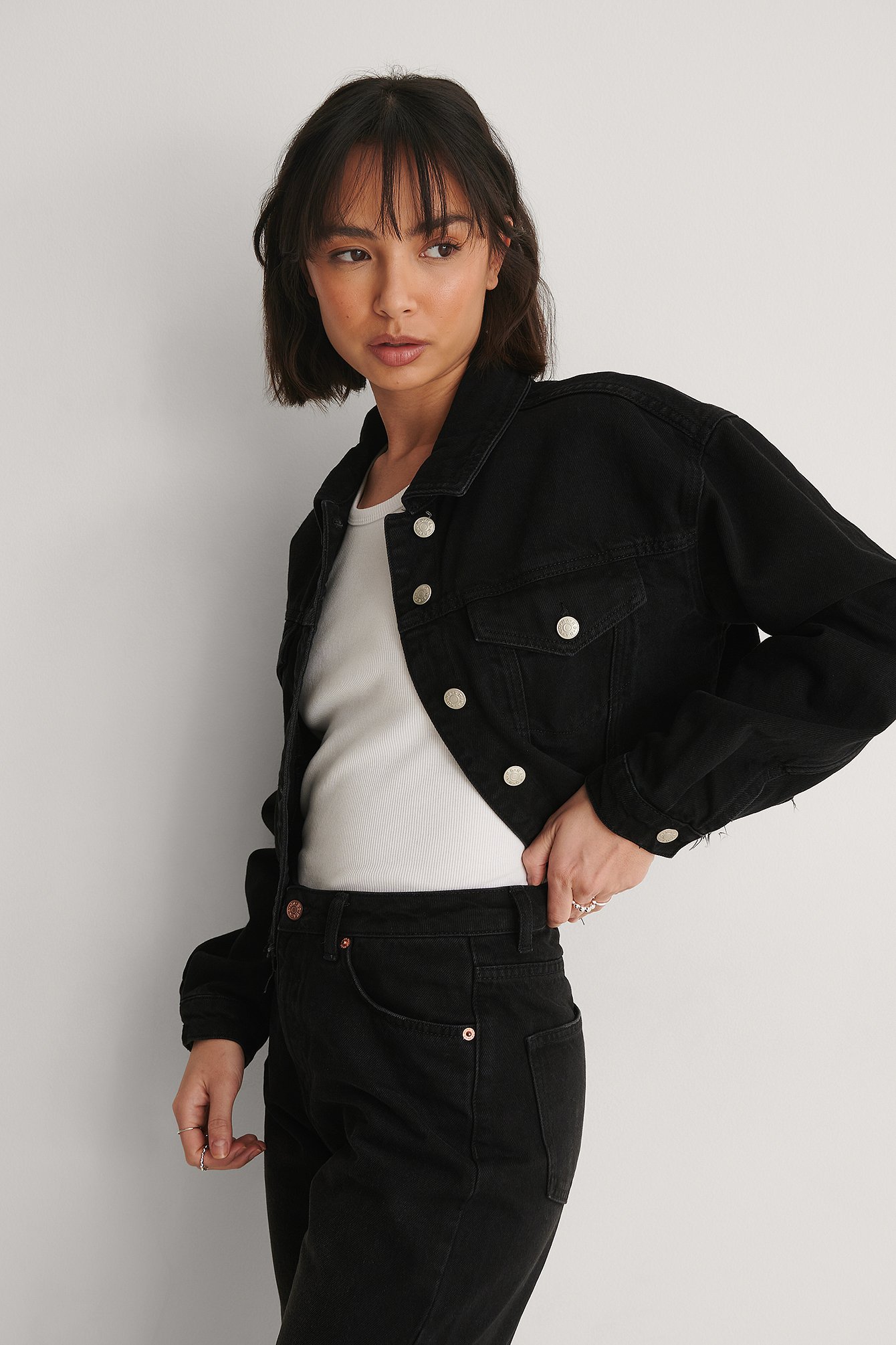 Womens Clothing Jackets Jean and denim jackets NA-KD Black Organic Cropped Raw Hem Oversized Denim Jacket 