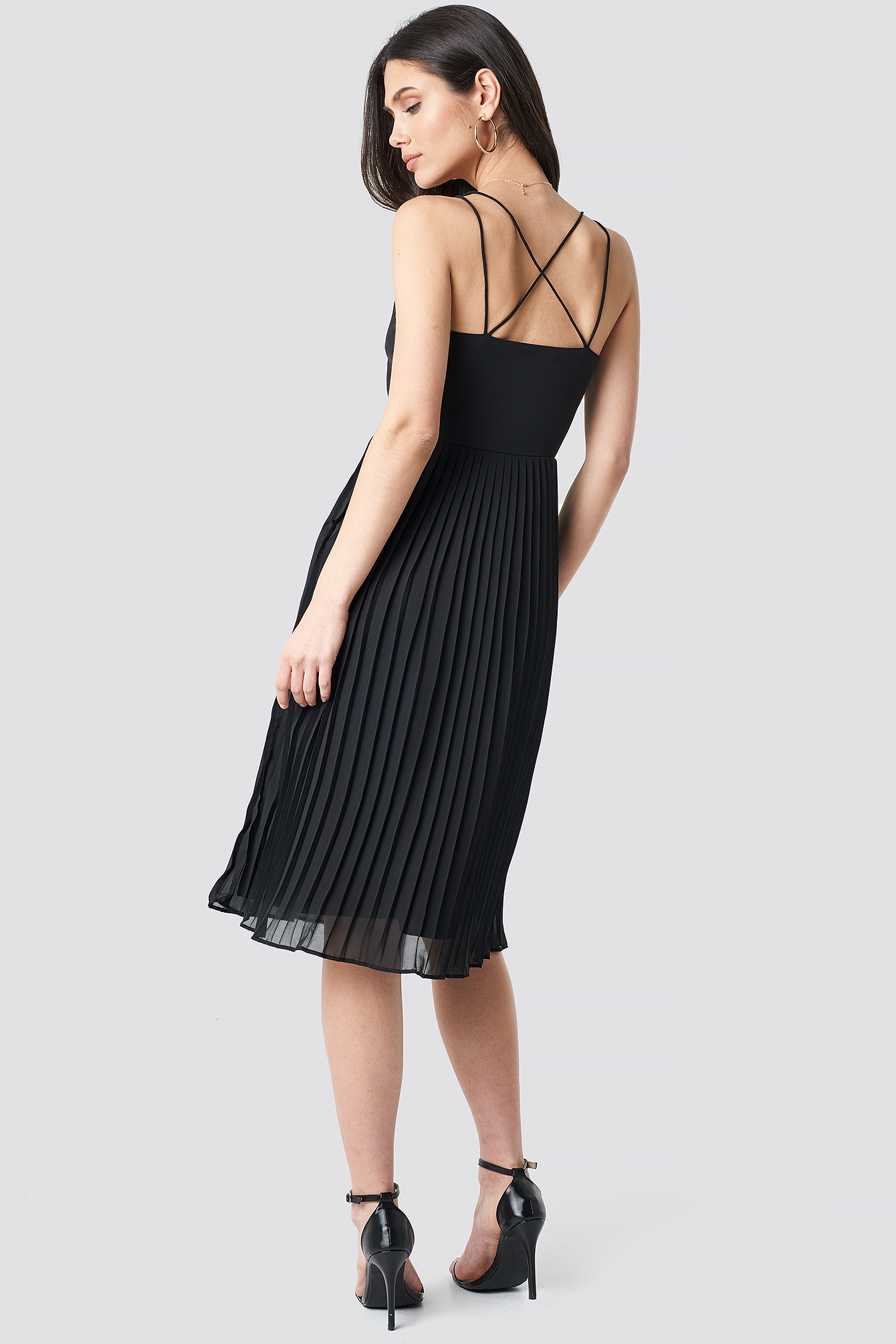 Cross Back Pleated Midi Dress Black