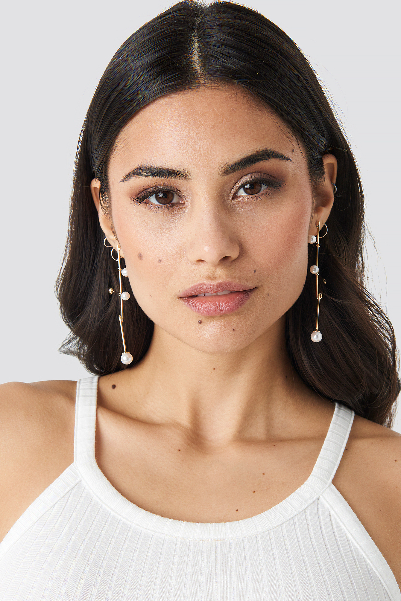 Crossed Bars Pearl Earrings Gold