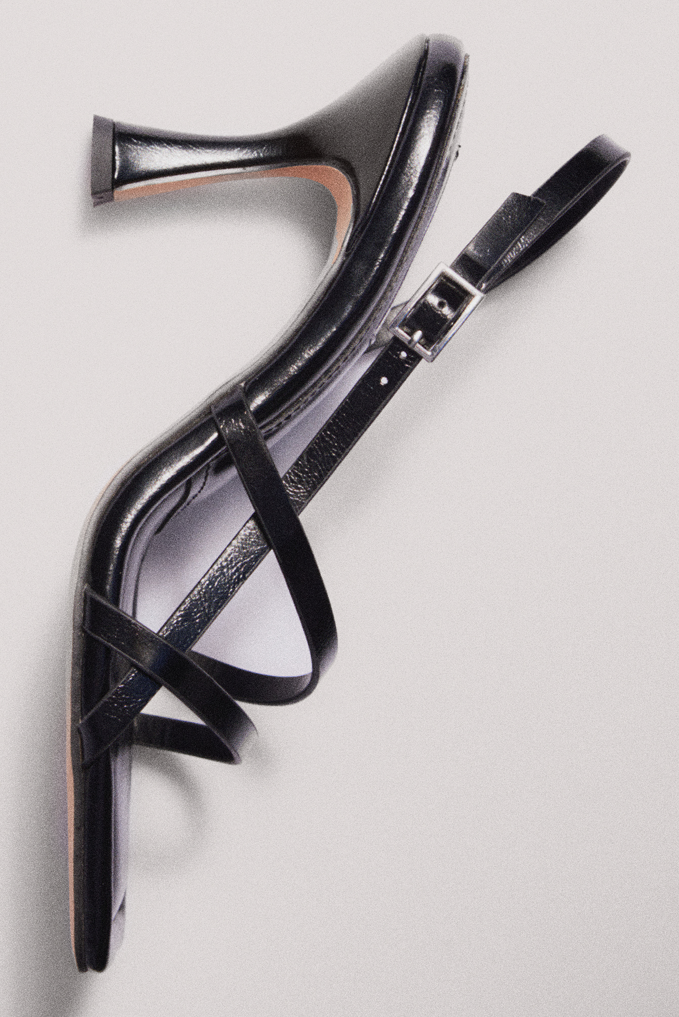 Crossed Straps Heeled Sandals Black | NA-KD