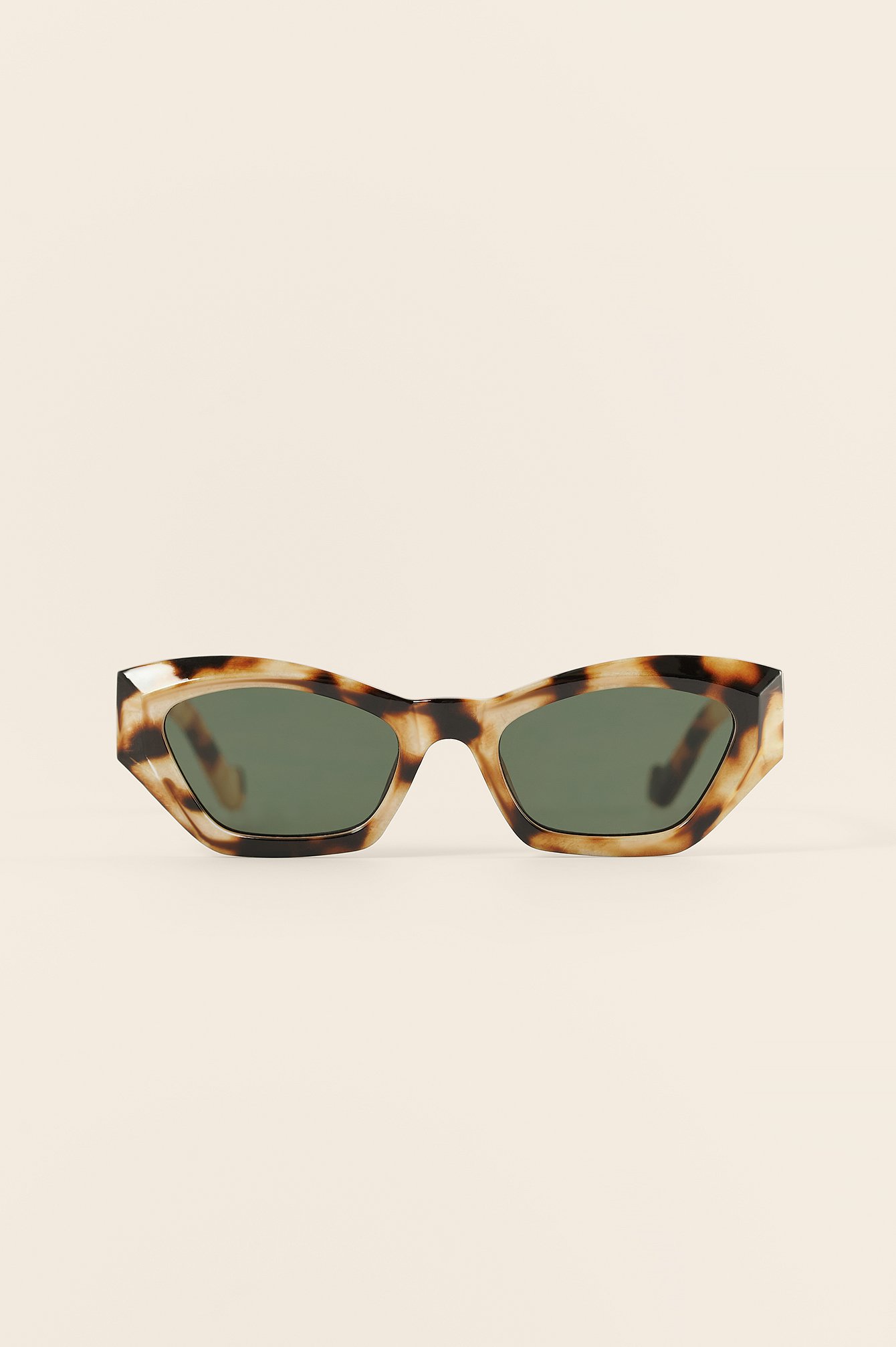 Leopard Curved Cat Eye Sunglasses