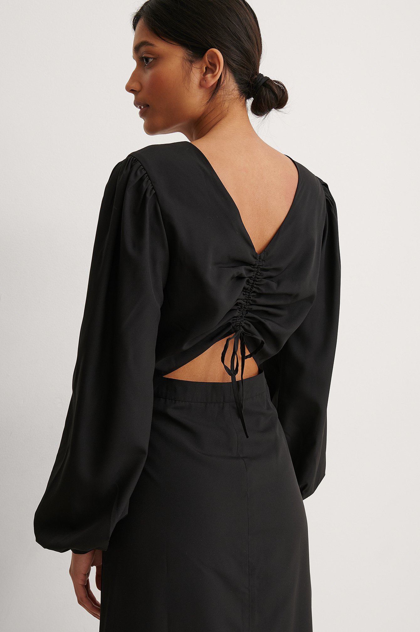Black Cut Out Long Sleeve Midi Dress