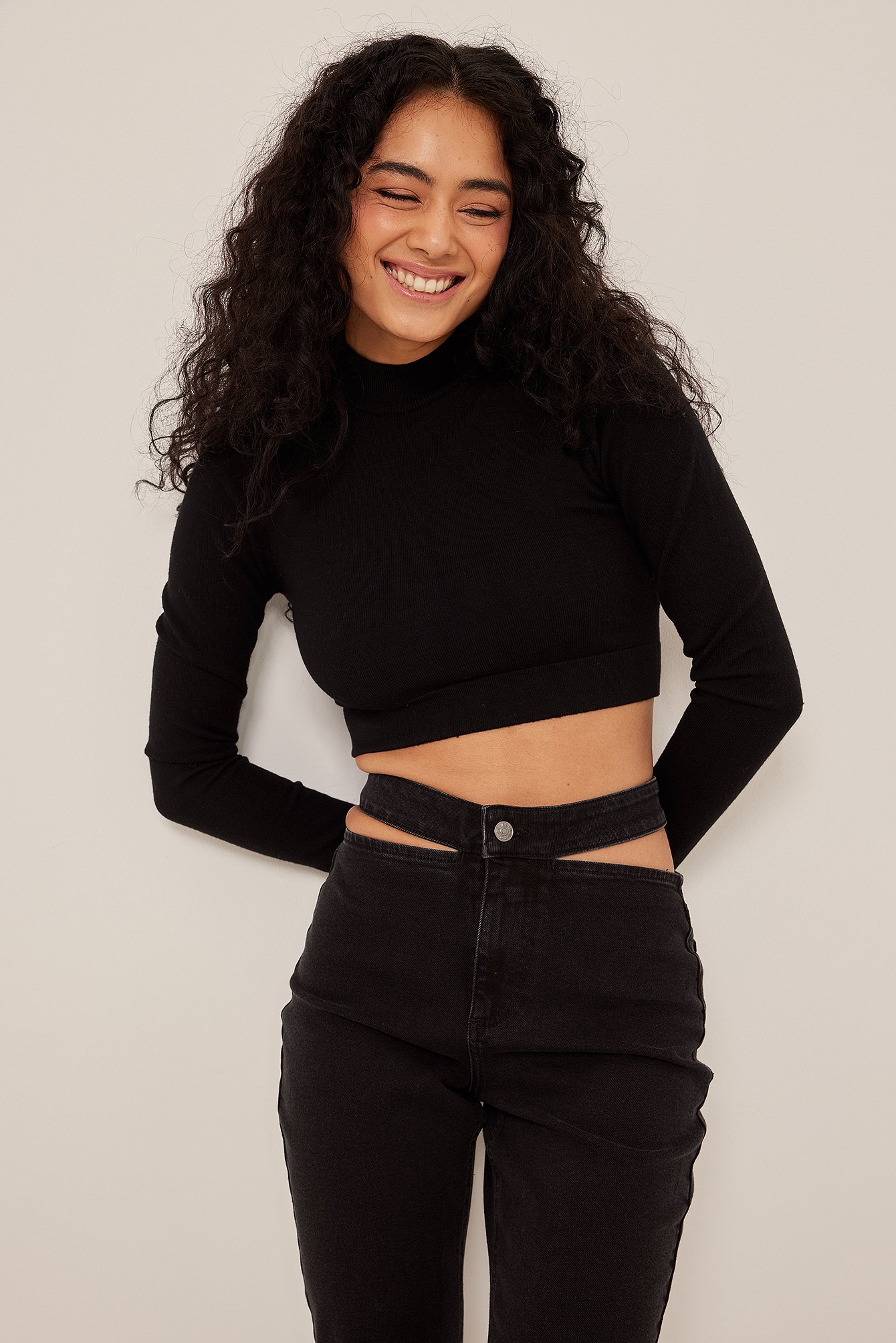 Washed Black Organische jeans met cut-out V-taille
