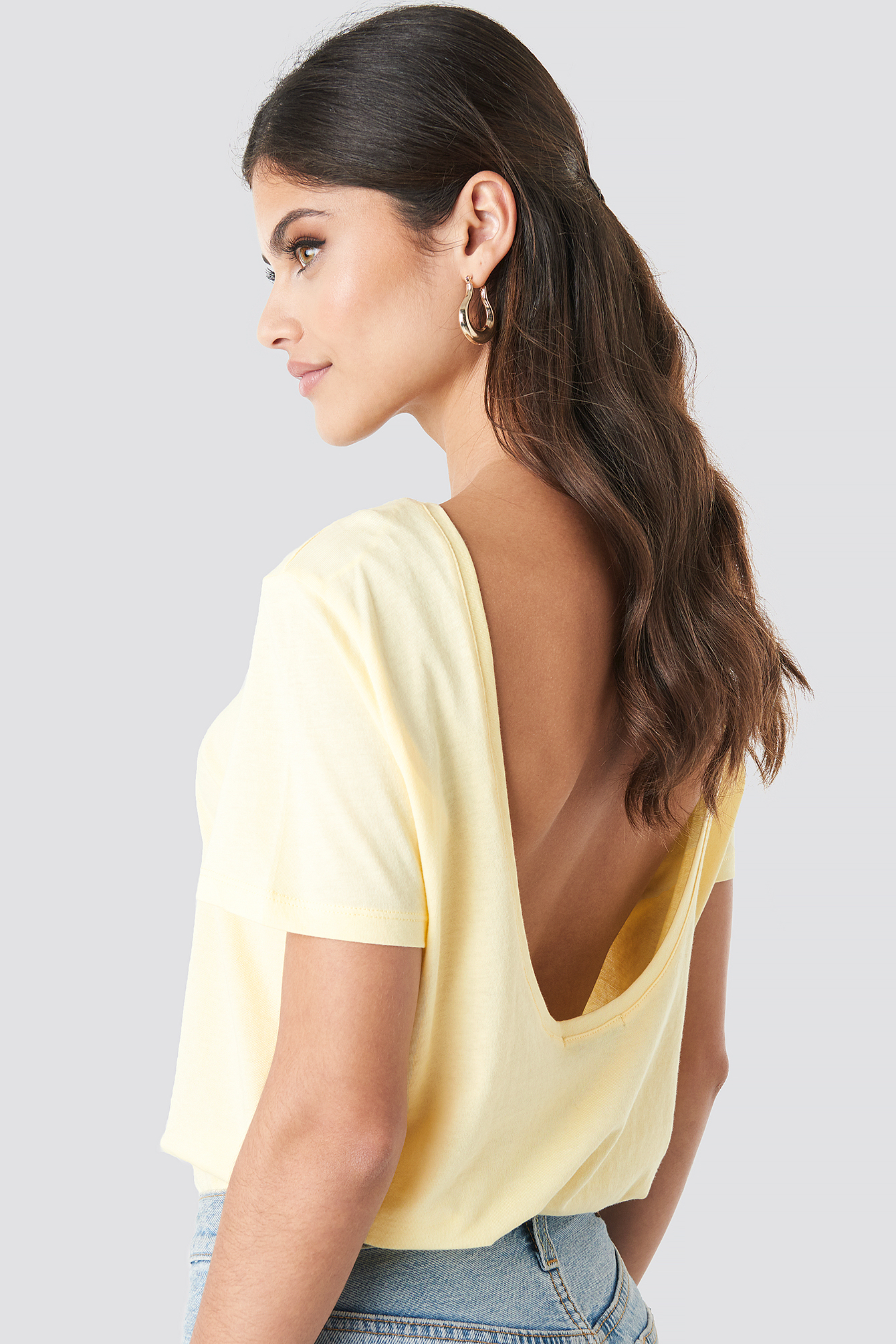 Deep Back Tee Light Yellow