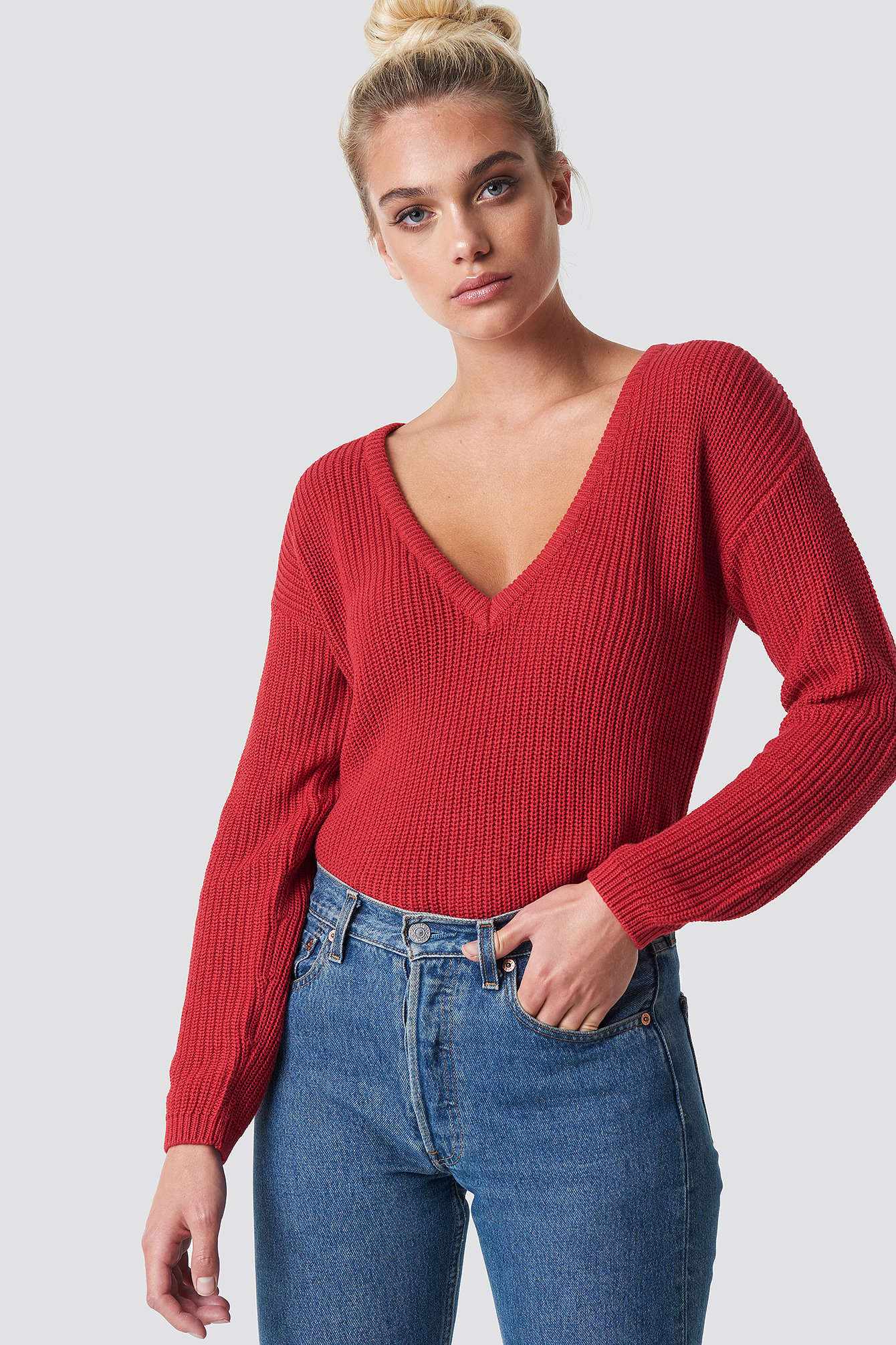 Red Deep Front V-neck Knitted Sweater