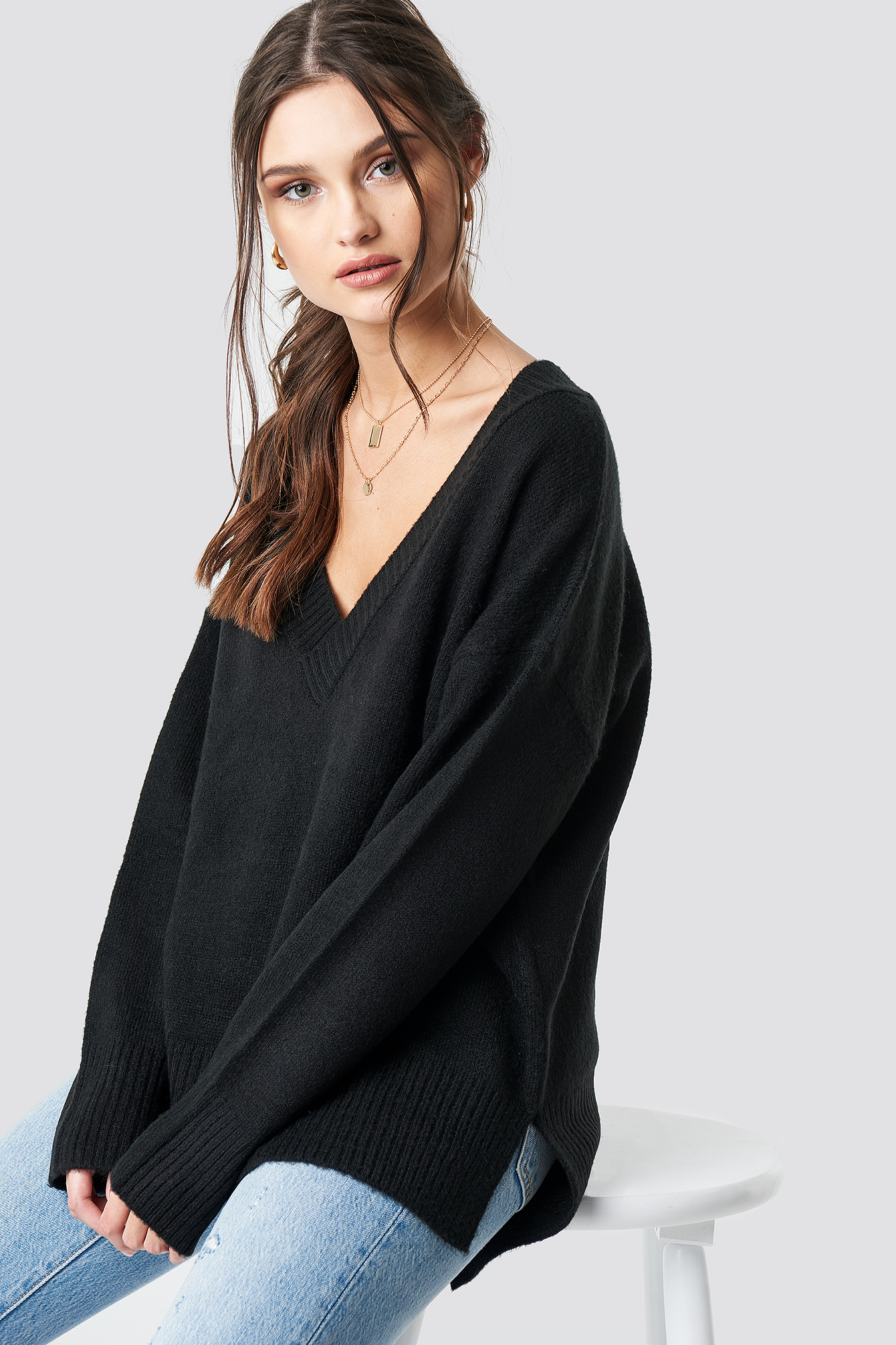 Deep V-neck Oversized Sweater Black