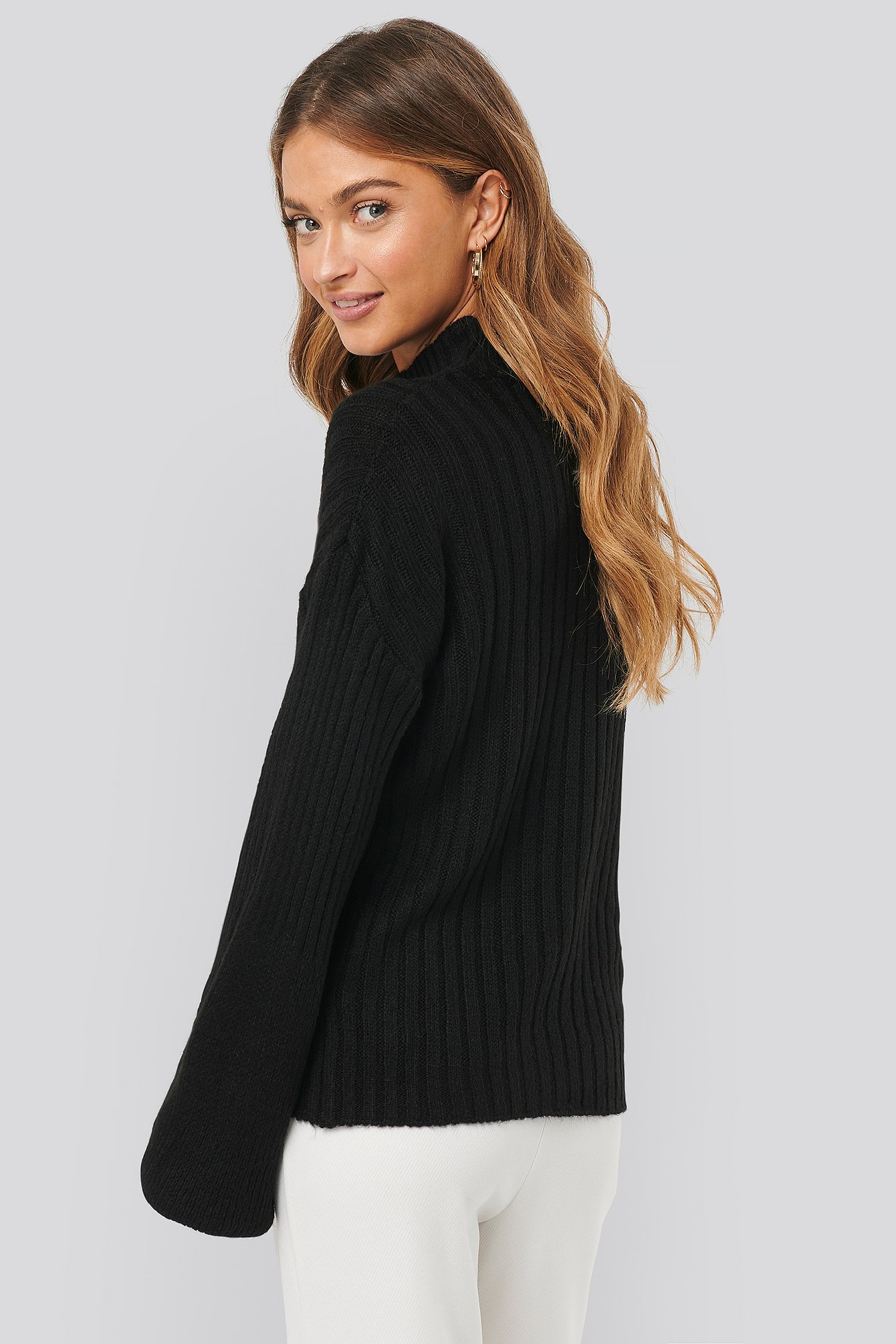 Black Dropped Big Sleeve Sweater