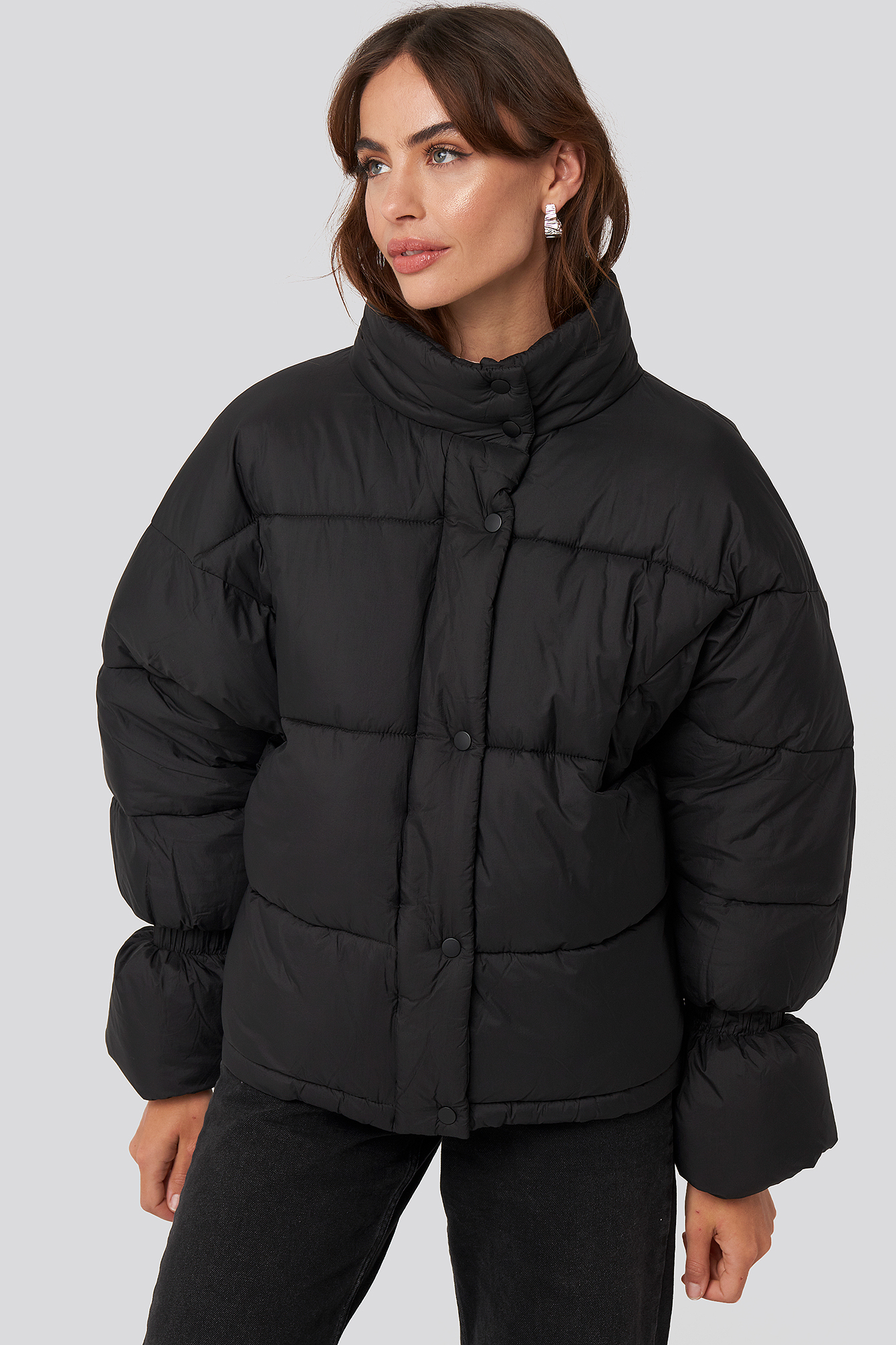 Elastic Detail Puffer Jacket Black