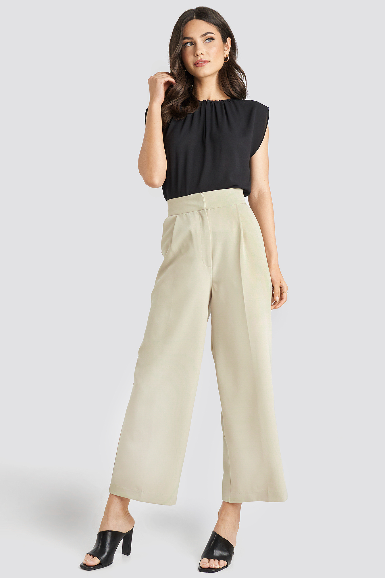 Elastic Detail Wide Pants Light Beige