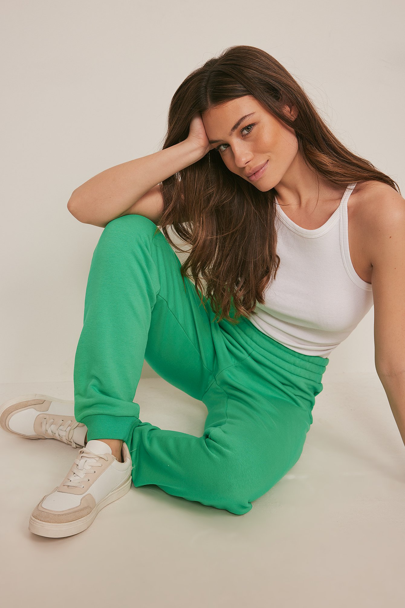 Green Jogginghose mit elastischem Taillenbund