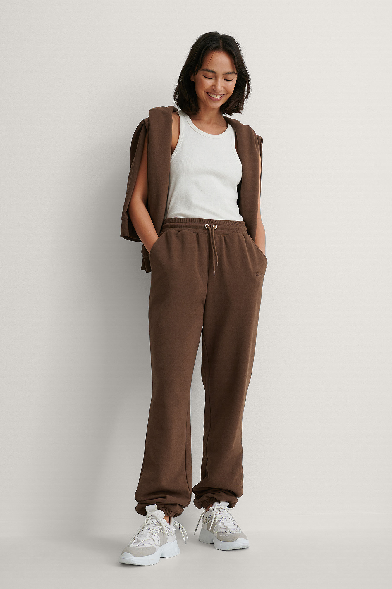 Embroidery Detail Sweatpants Brown NAKD