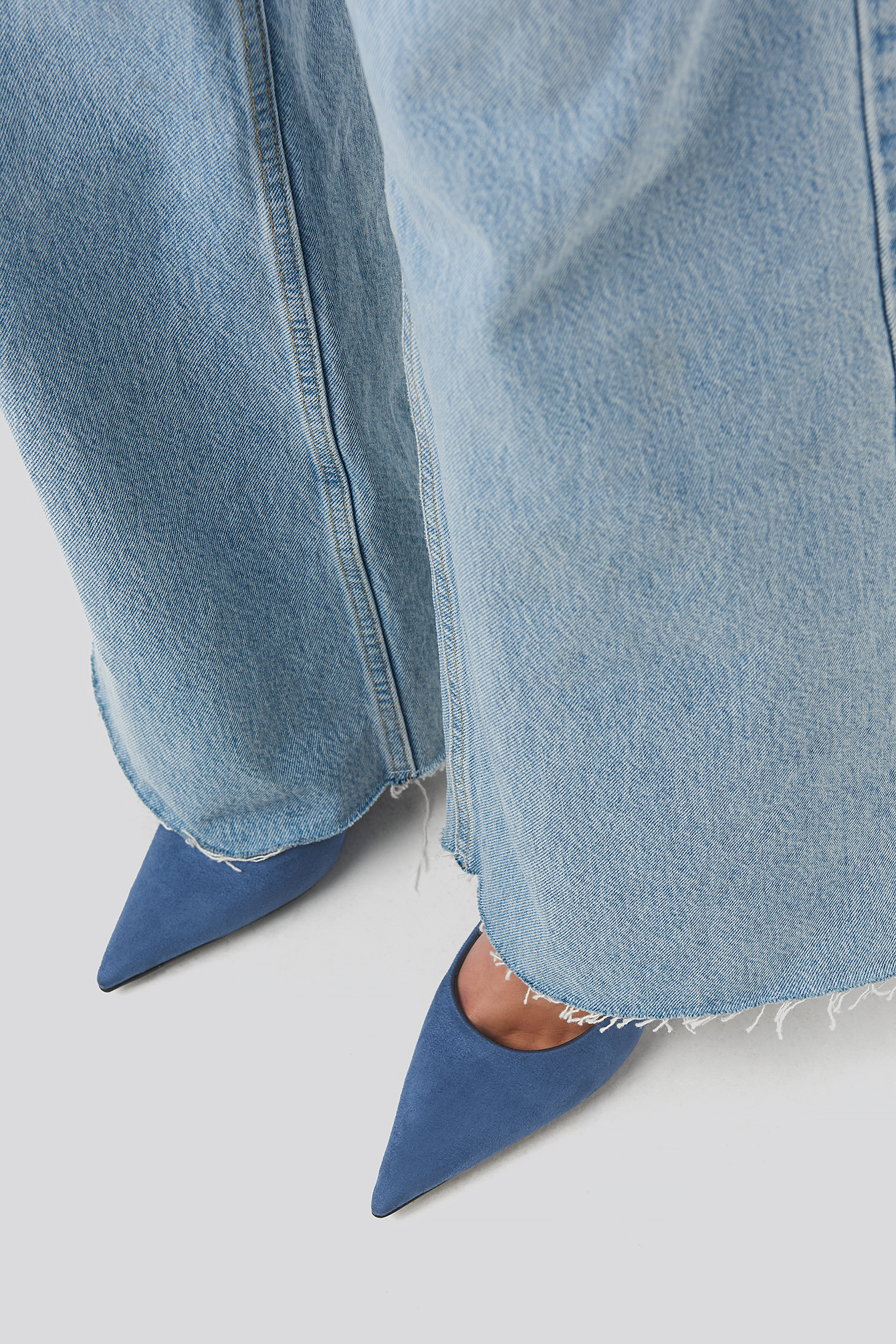 Extreme Pointy Stiletto Pumps Blue