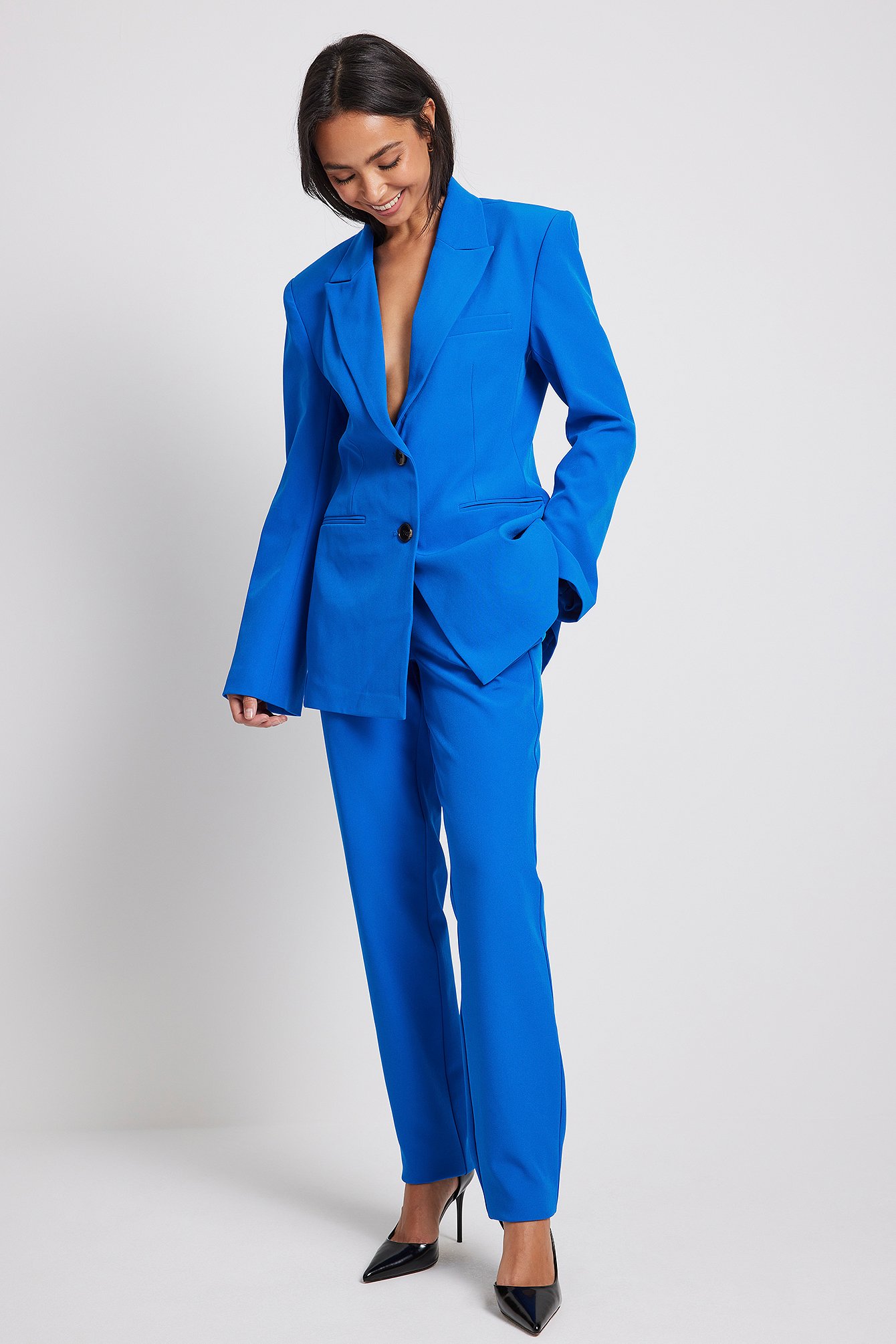 Damen Bekleidung Jacken Blazer Sakkos und Anzugsjacken NA-KD Synthetik Classic Spitz zulaufende Anzughose 