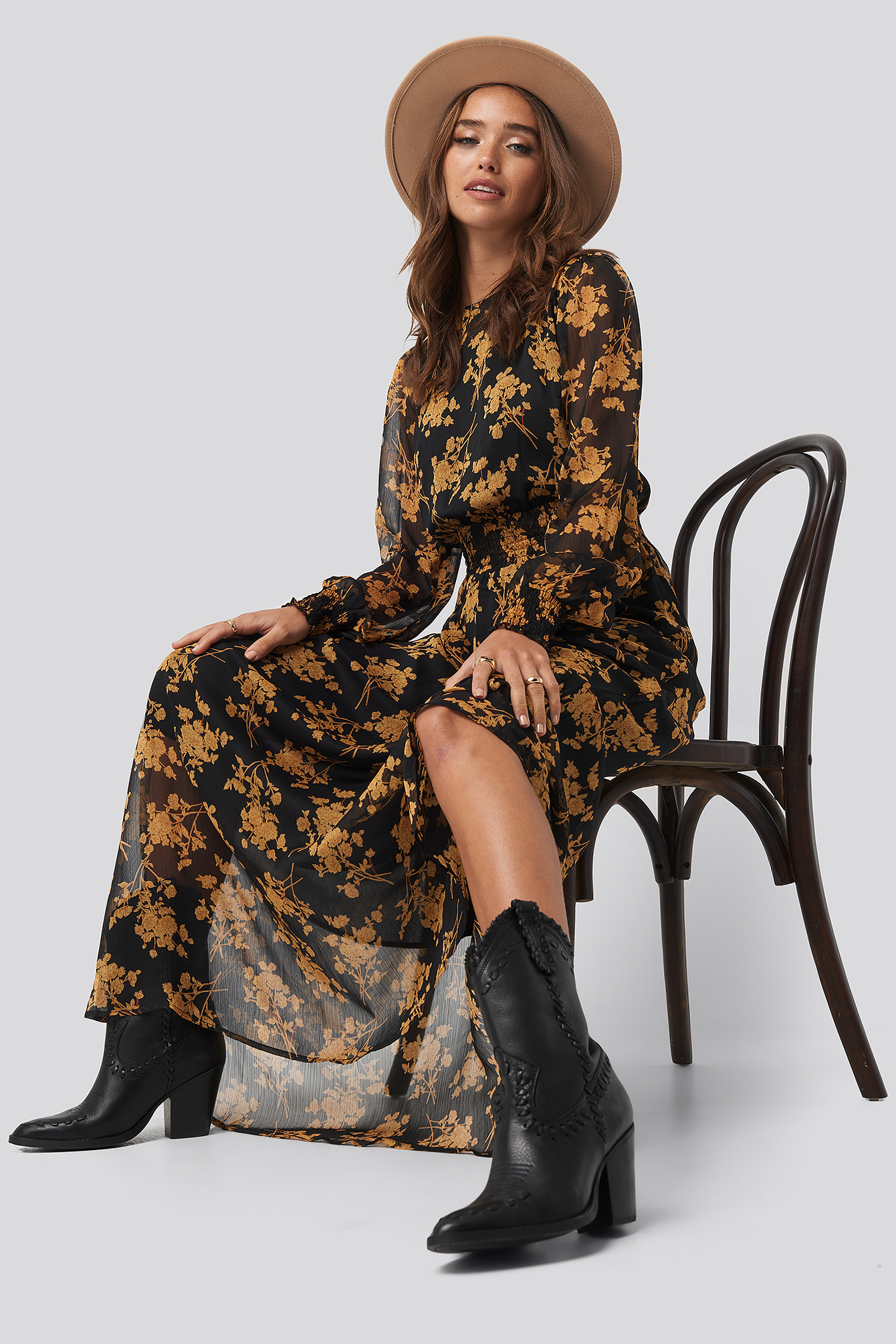 Flower Printed Shirred Maxi Dress Black/Flower Print