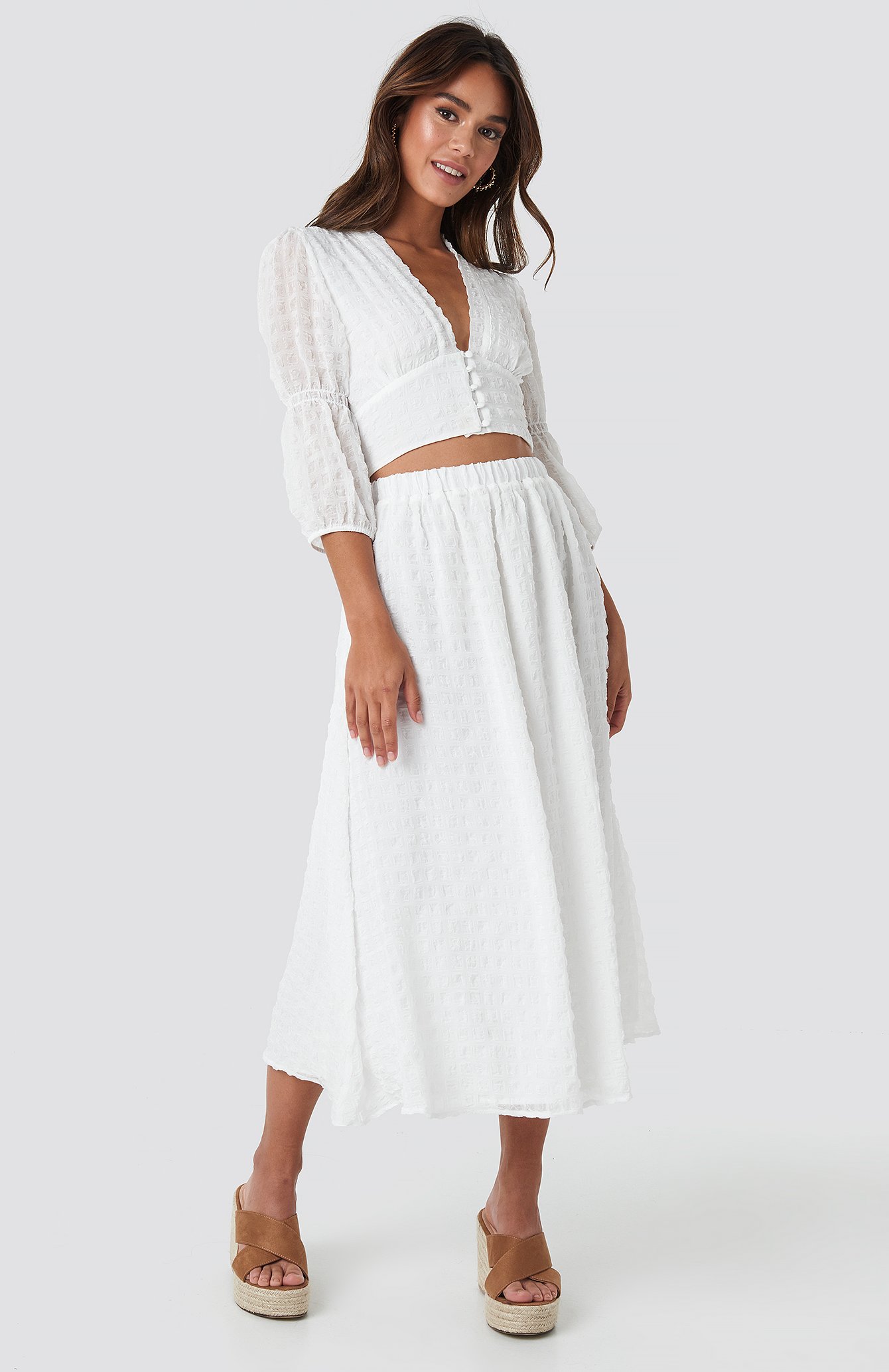 flowy skirt white