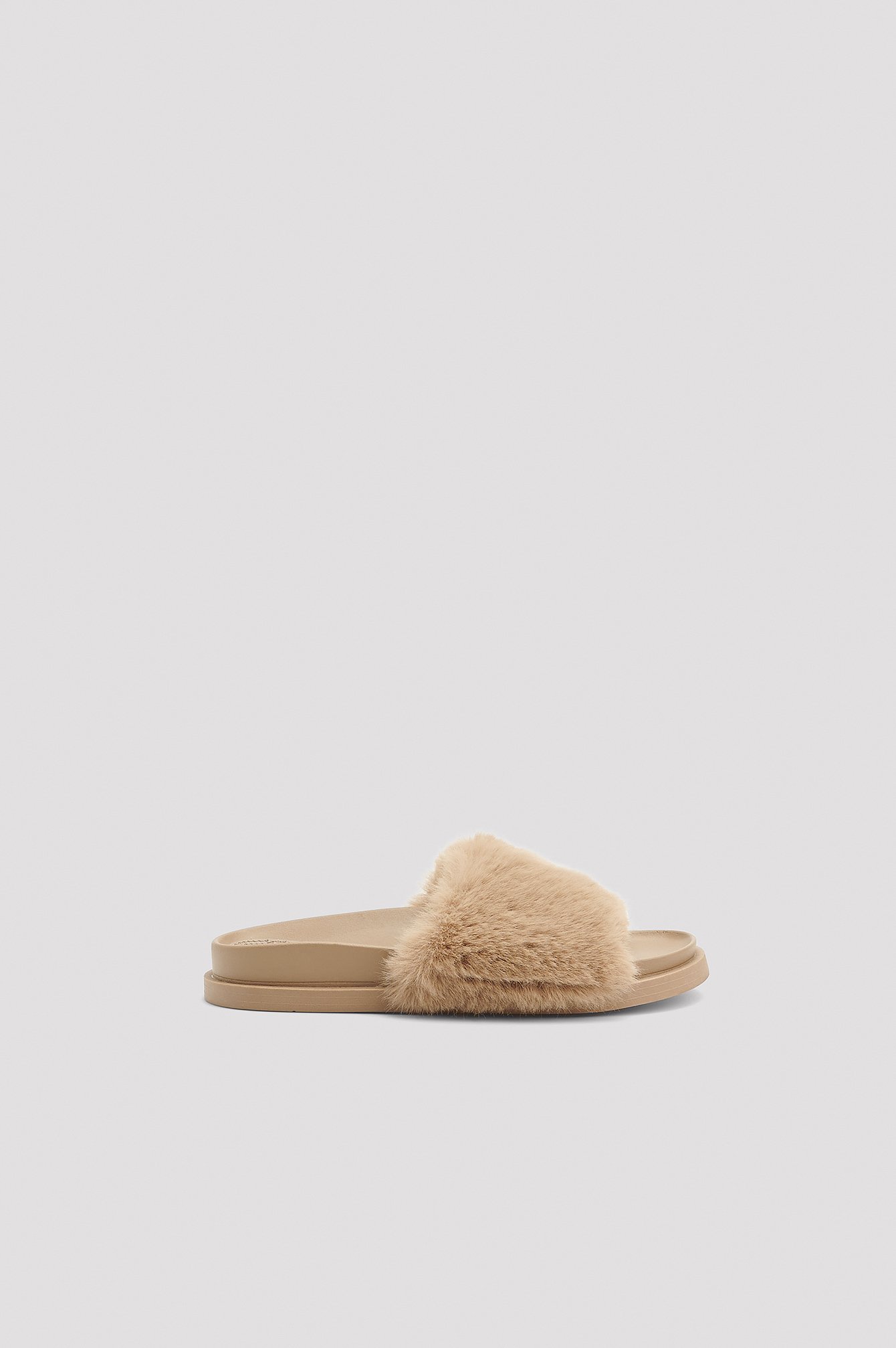 Fluffy Sliders Beige | NA-KD