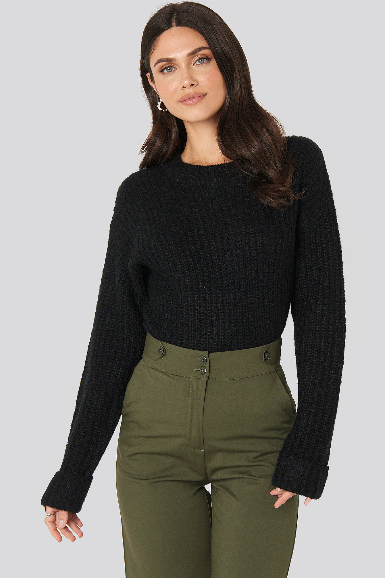 Folded Sleeve Round Neck Knitted Sweater Black
