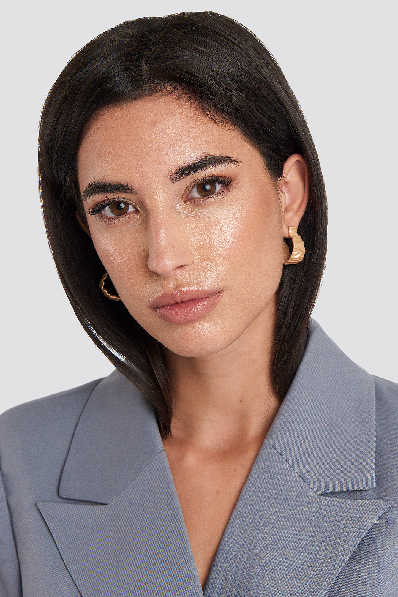 Folding Detail Oval Hoops Gold