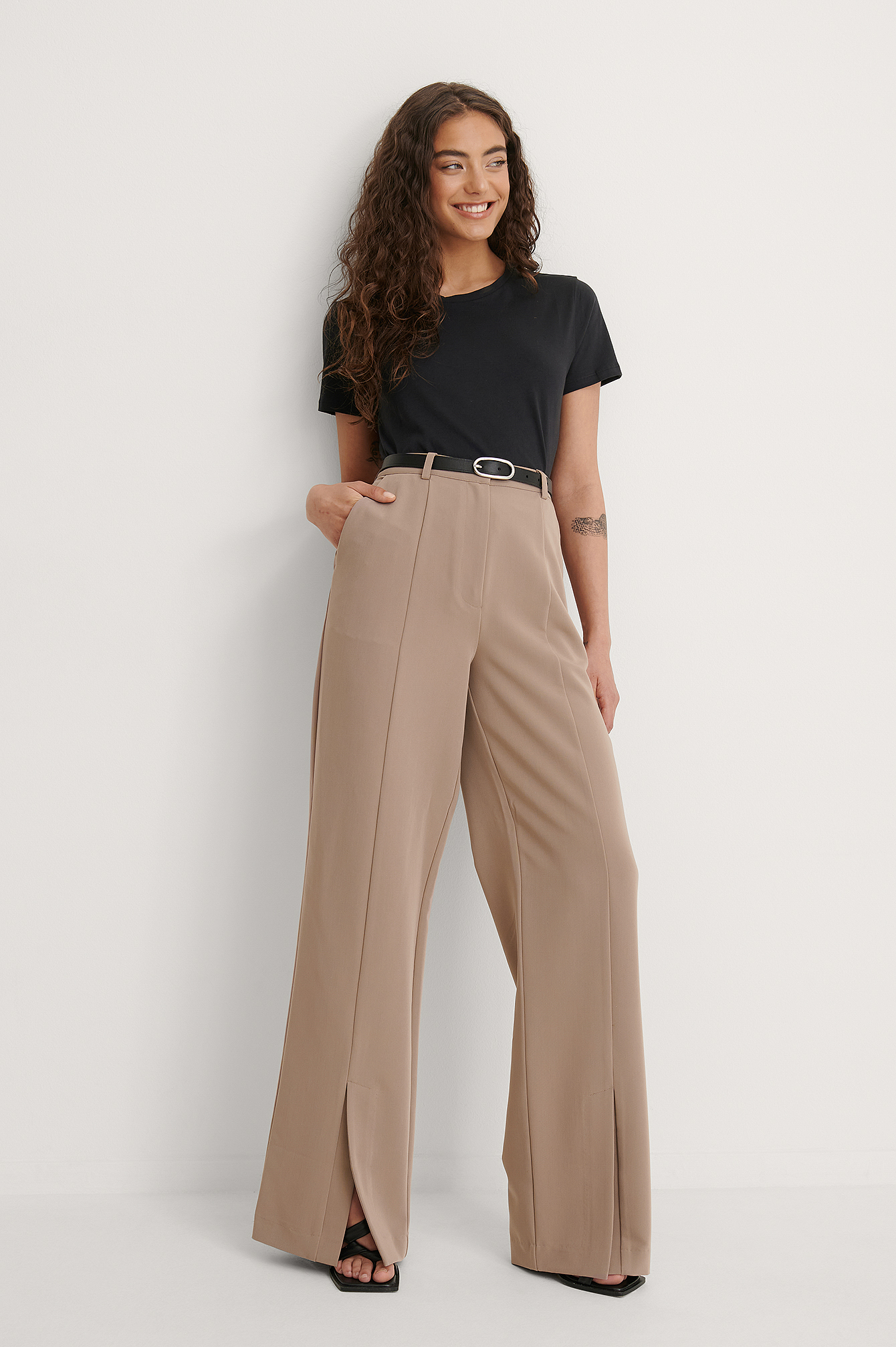 Broek Met Split Voor Bruin | na-kd.com