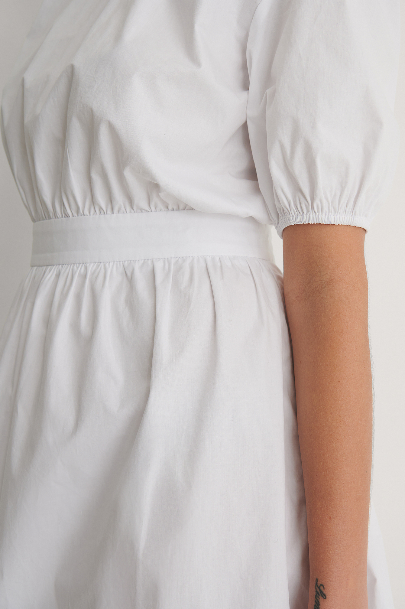 Dames Kleding voor voor Pakken voor Broekpakken NA-KD Handpicked X Detail Cotton Dress in het Wit 