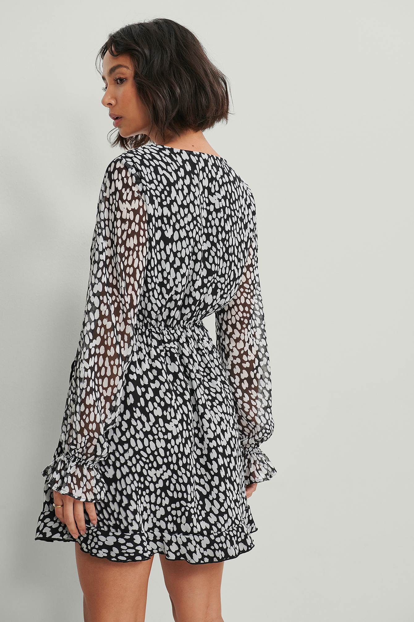 Abito trasparente con volant Pois | na-kd.com