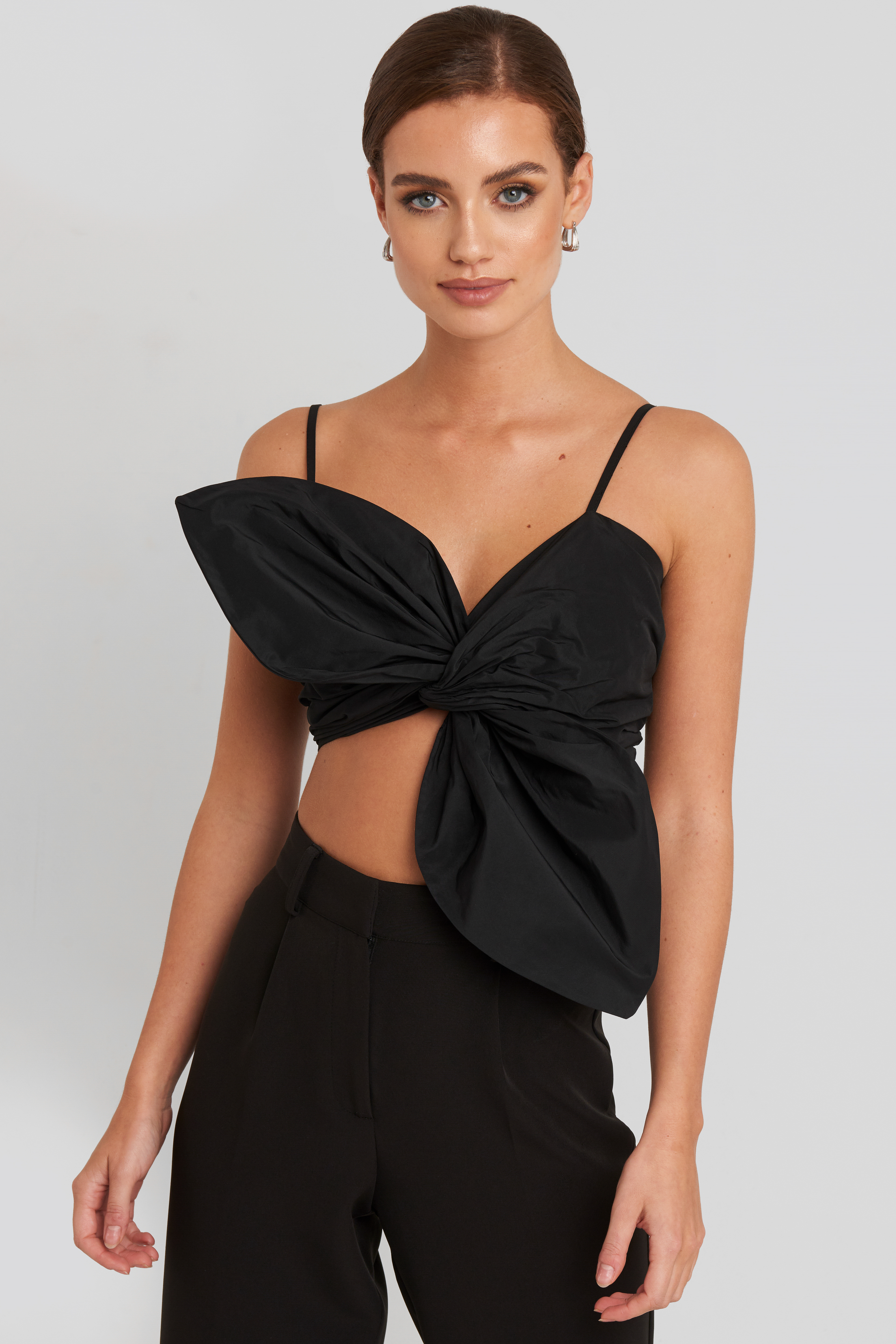 Front Knot Cami Crop Top Black