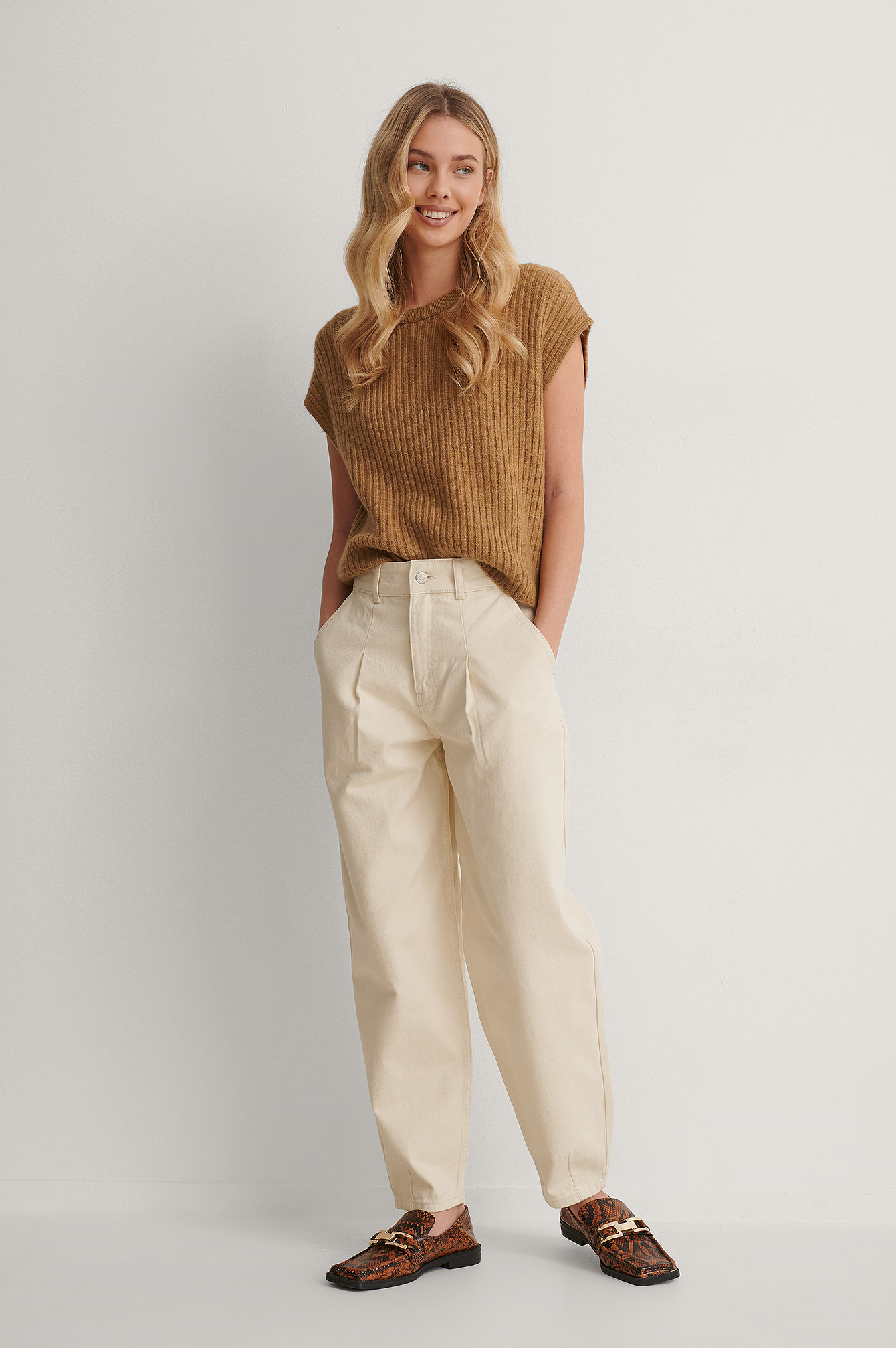 cream jeans