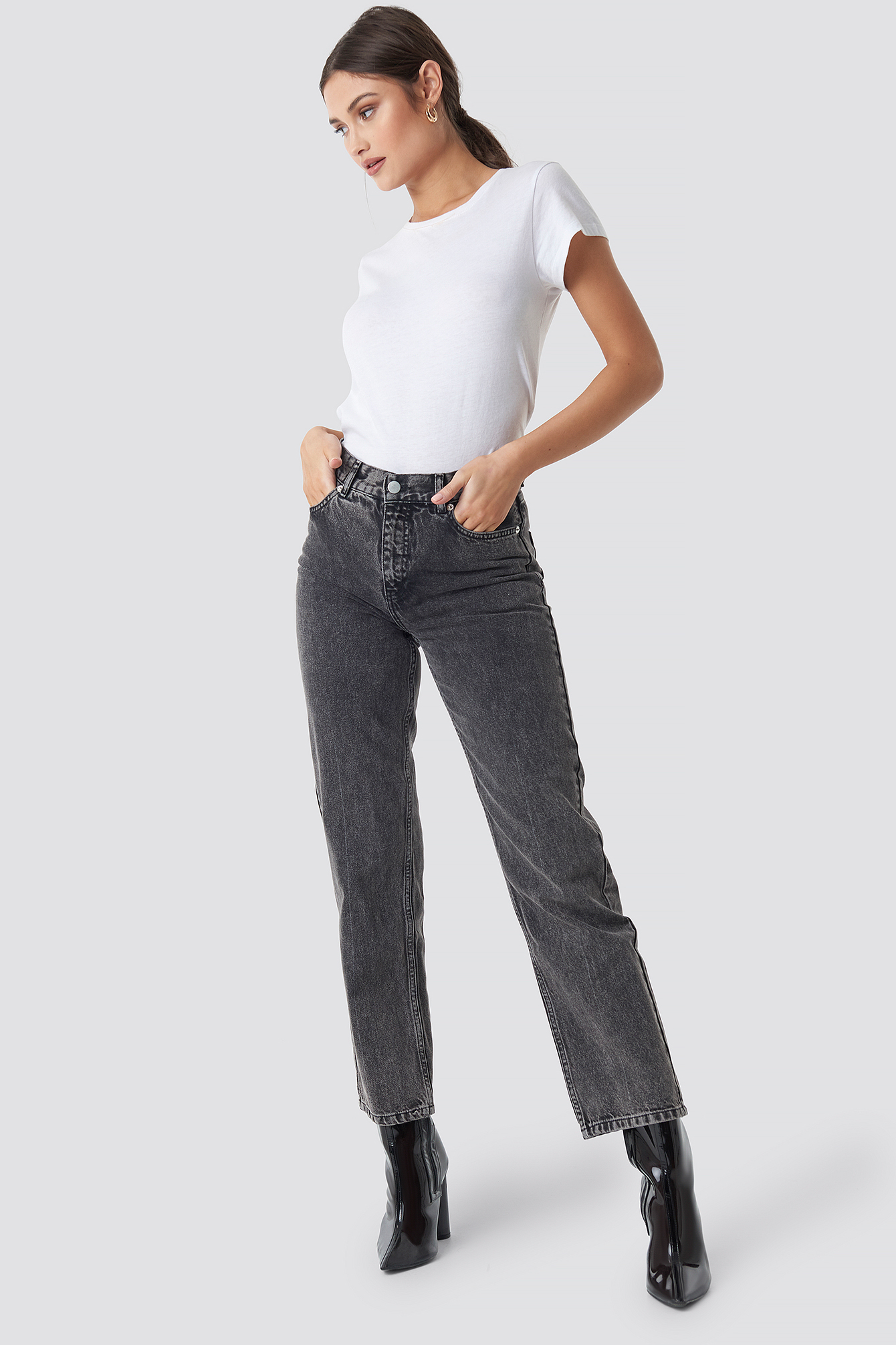 Front Pleat Jeans Black Stone Wash