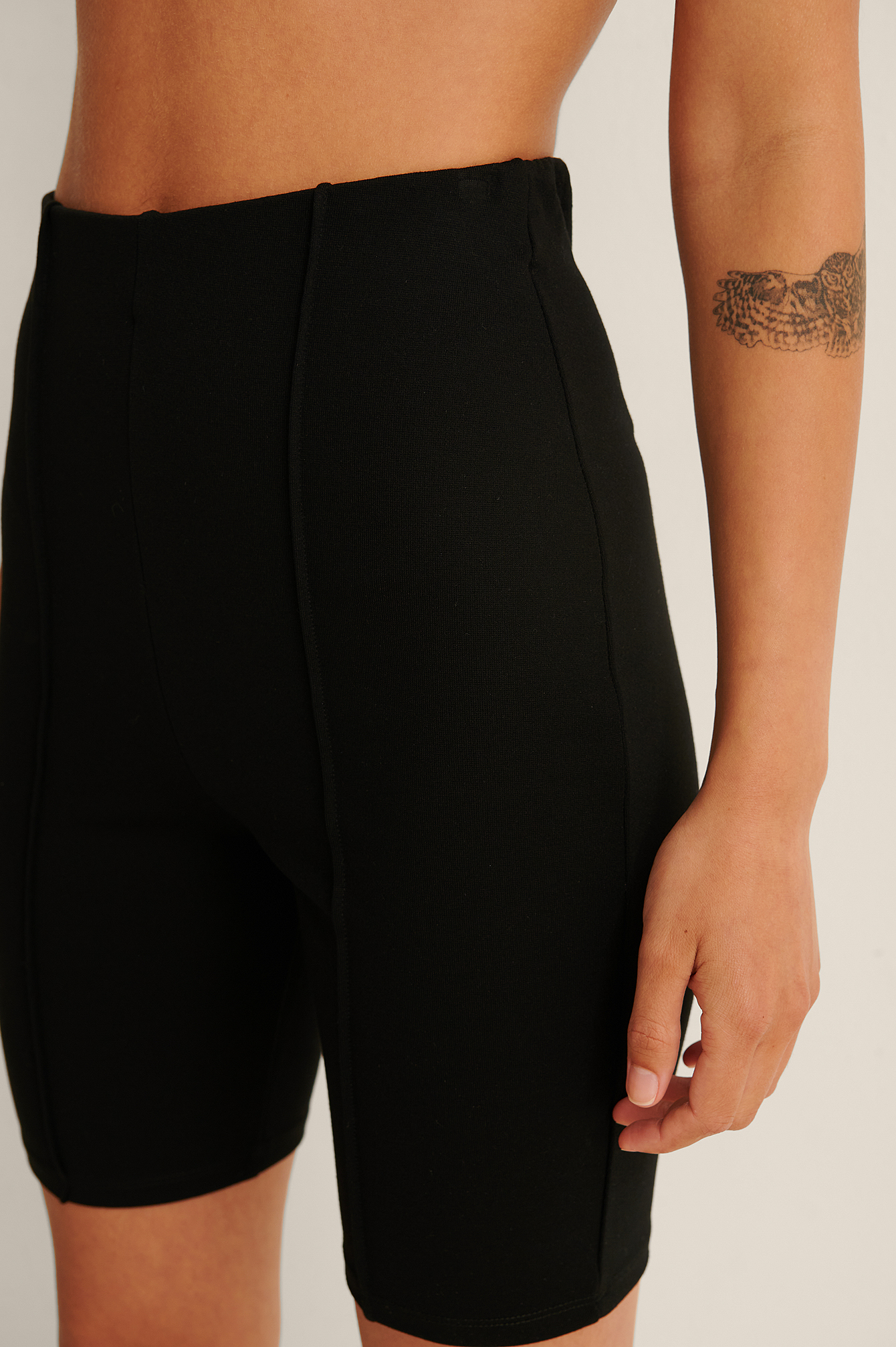 Front Seam Biker Shorts Black | na-kd.com