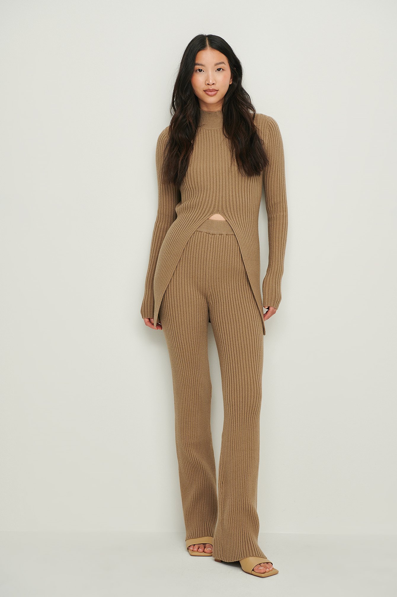 Nougat Front Slit Ribbed Knitted Sweater