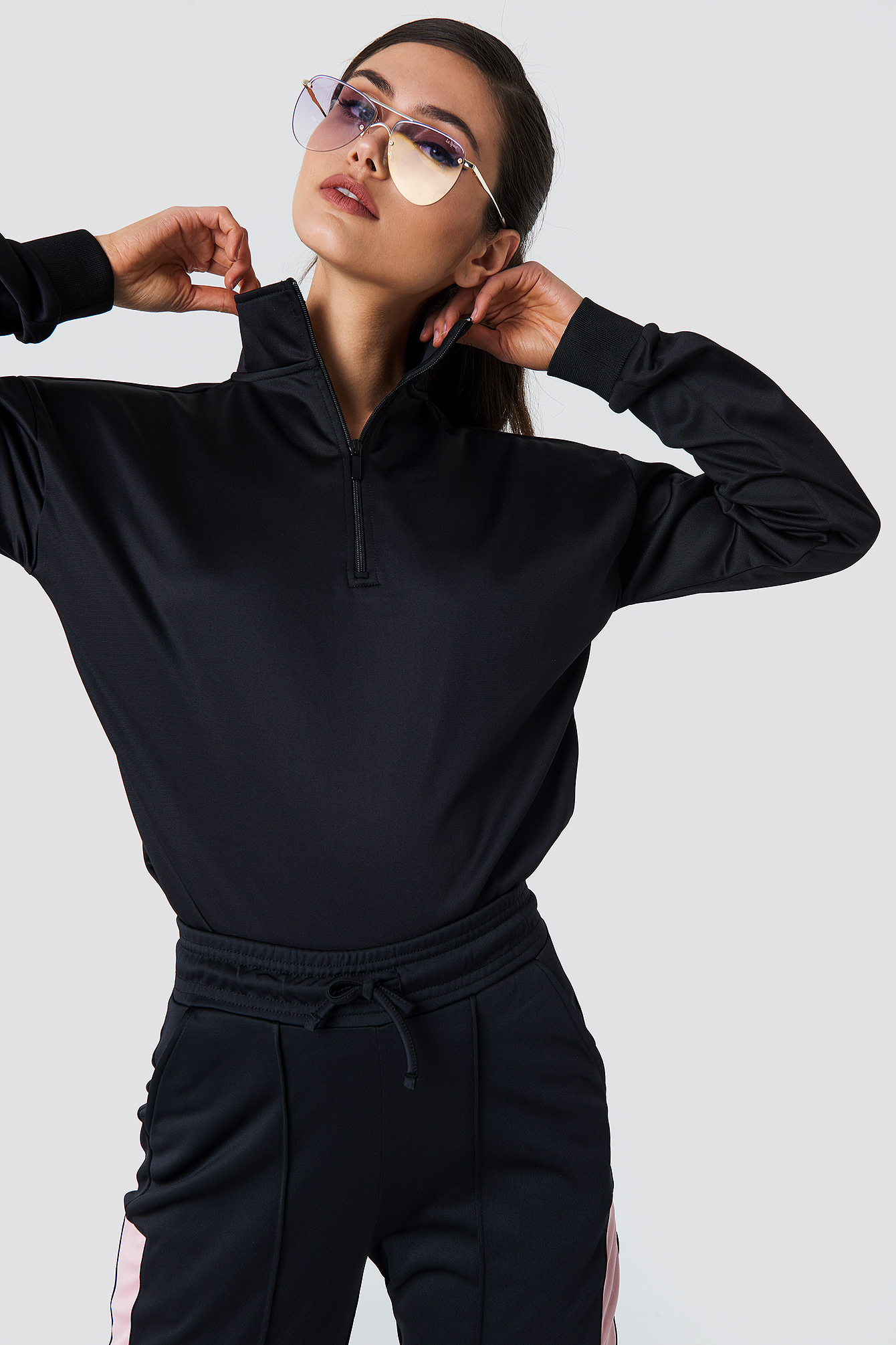 Front Zipper Track Sweatshirt Black