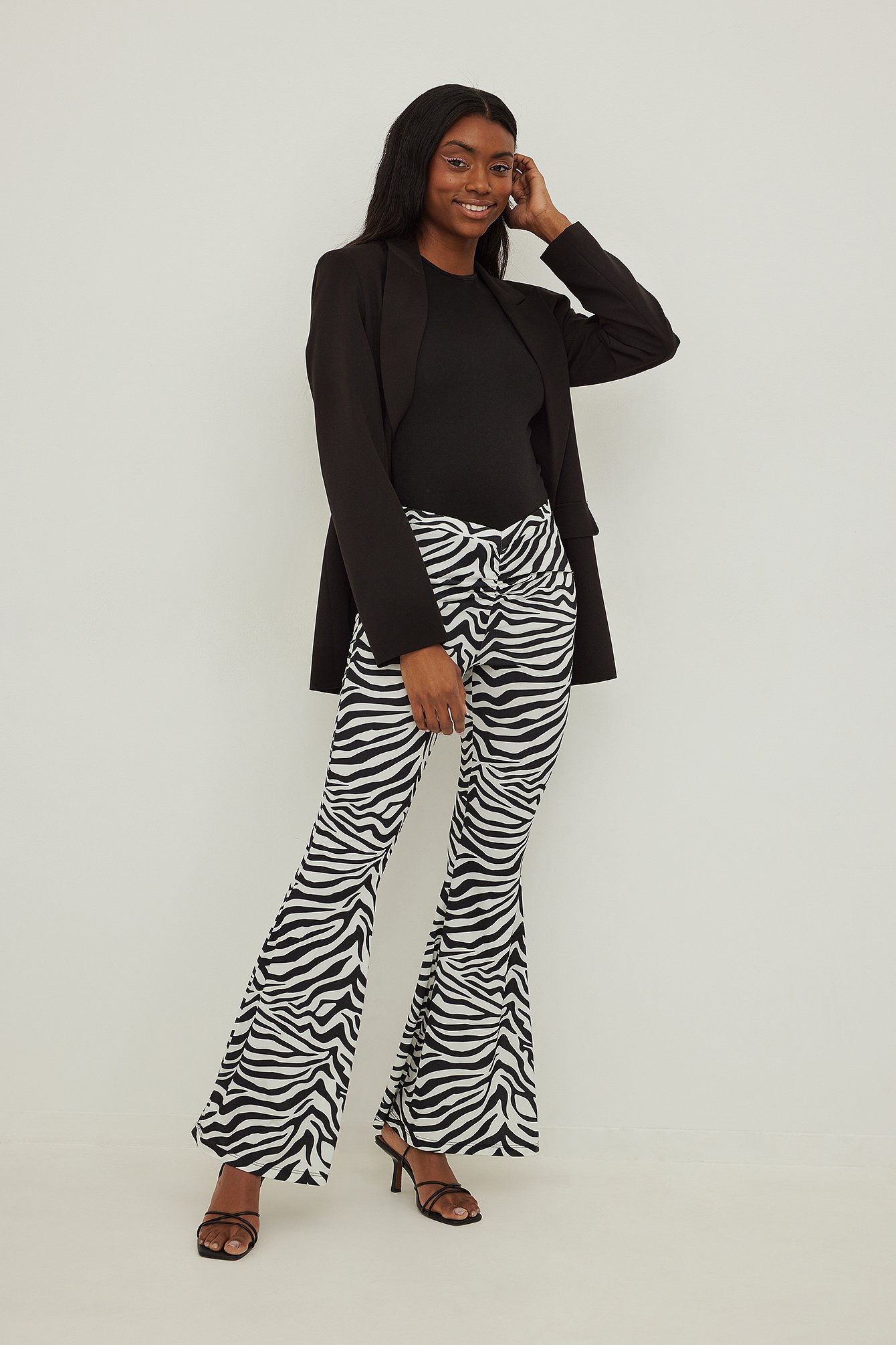 Black Zebra Poimutettu bootcut-housut