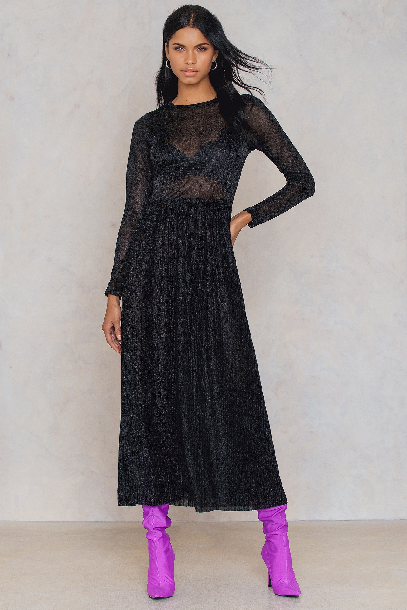 Glittery Pleated LS Dress Black NAKD