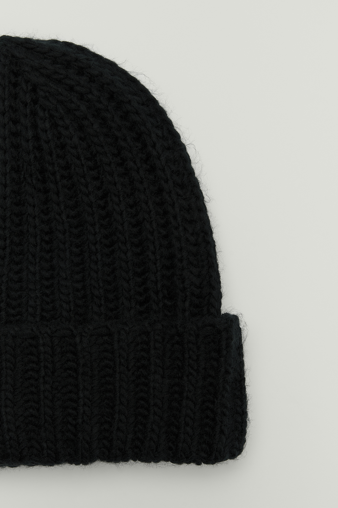 Heavy Knitted Beanie Black | na-kd.com