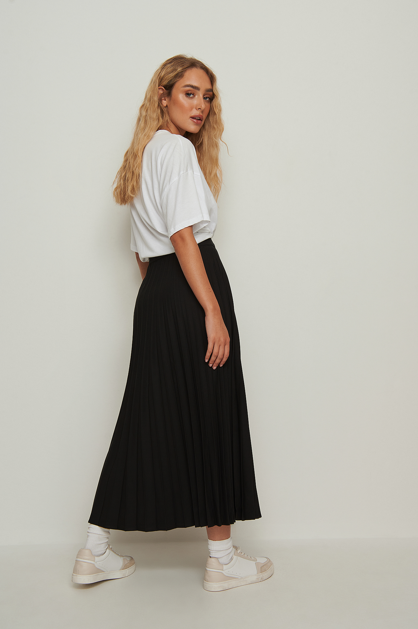 midi skirt pleated