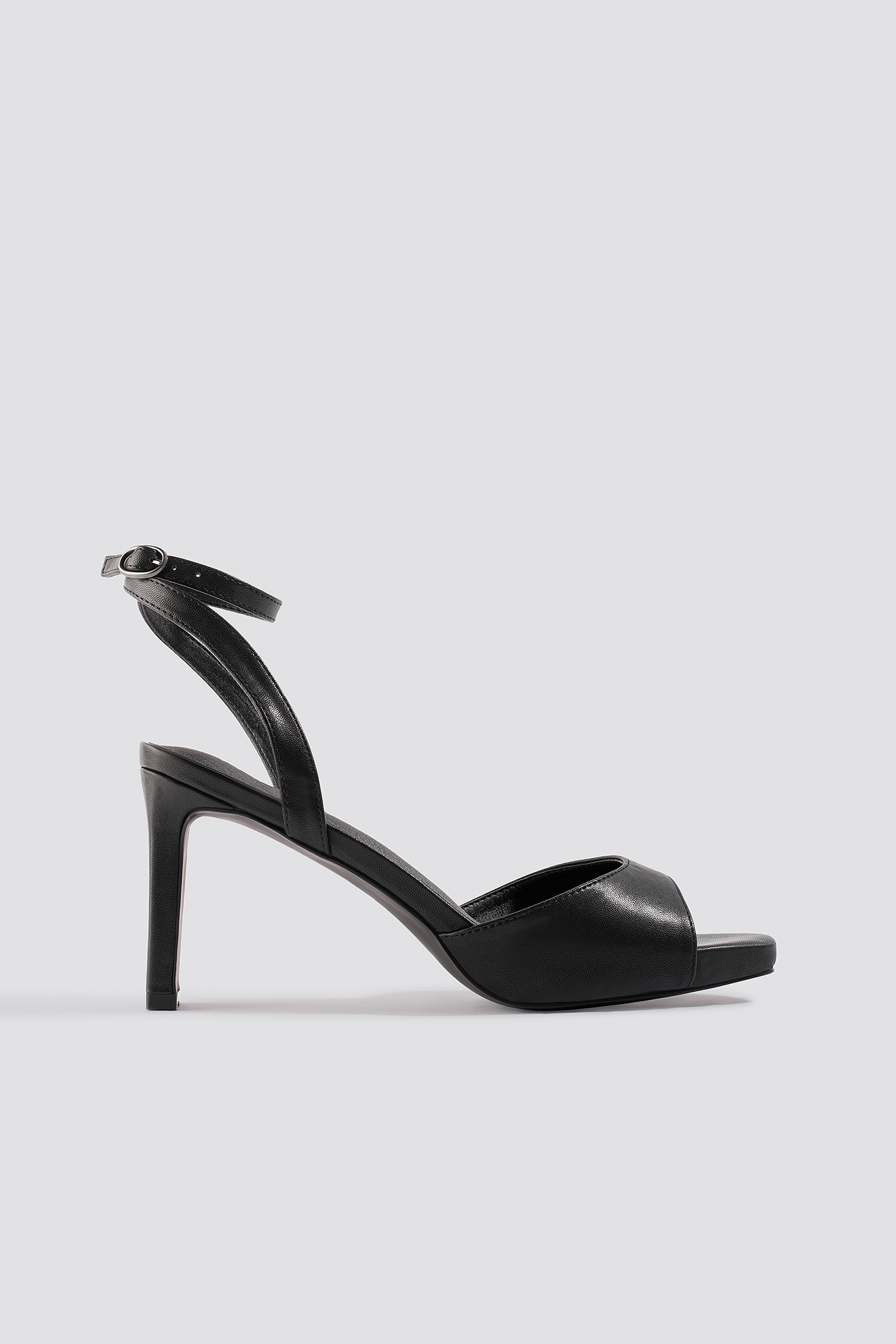 Heeled Strap Sandals Black