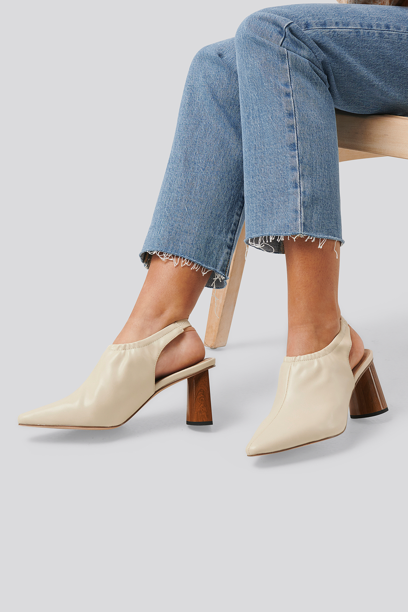 High Vamp Slingback Pumps Nude