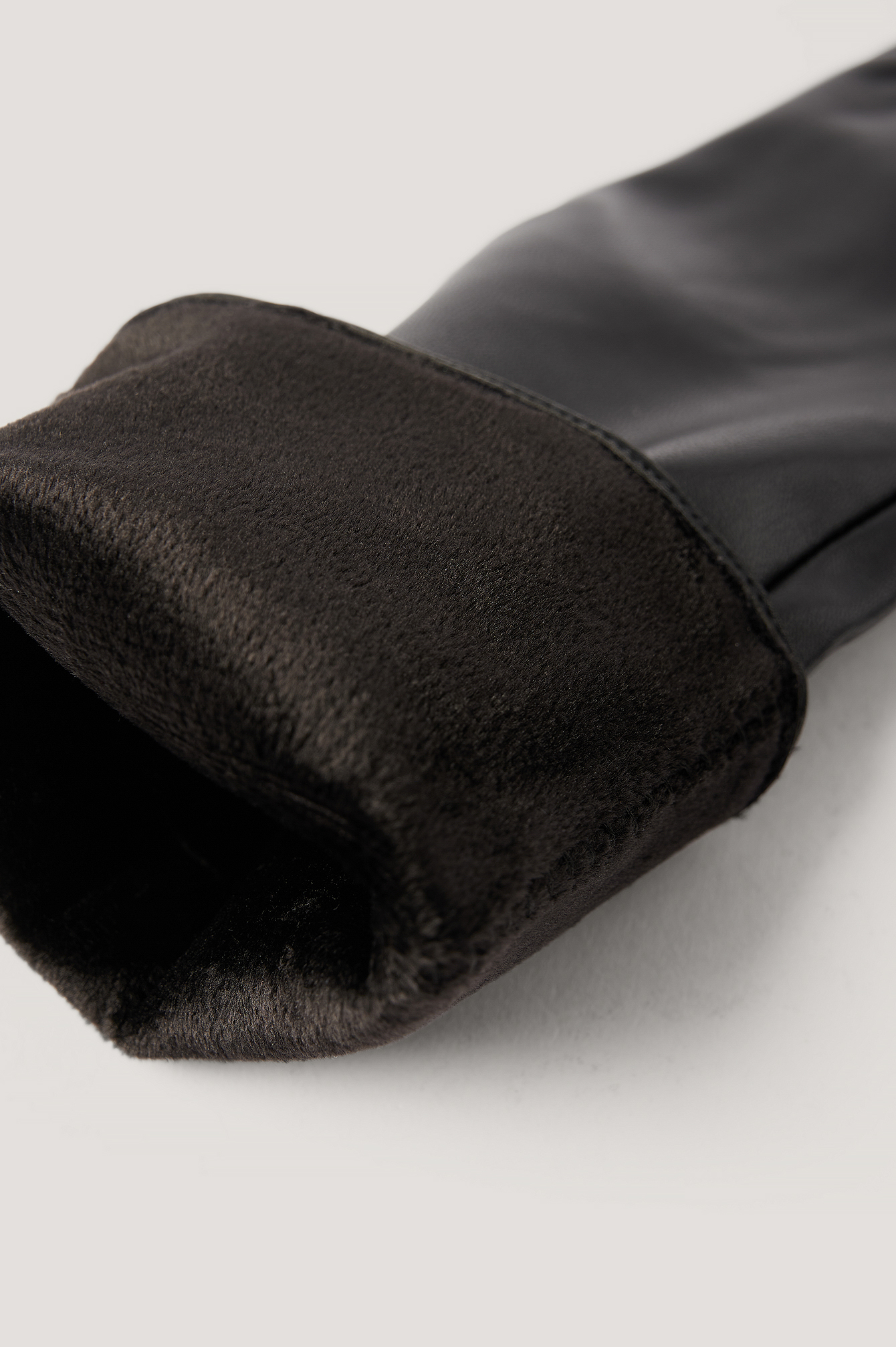 Dames Accessoires voor voor Handschoenen voor NA-KD Synthetisch Accessories Lange Basic Handschoenen in het Zwart 