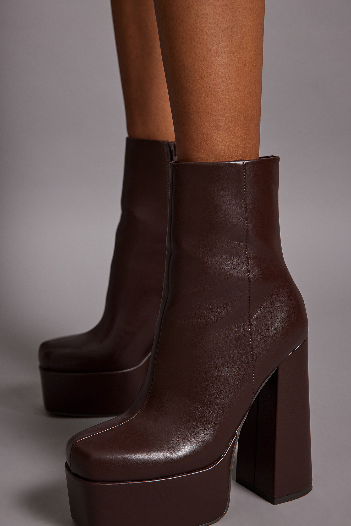 Farfetch Donna Scarpe Scarpe con plateau Stivali con plateau Platform leather boots Marrone 