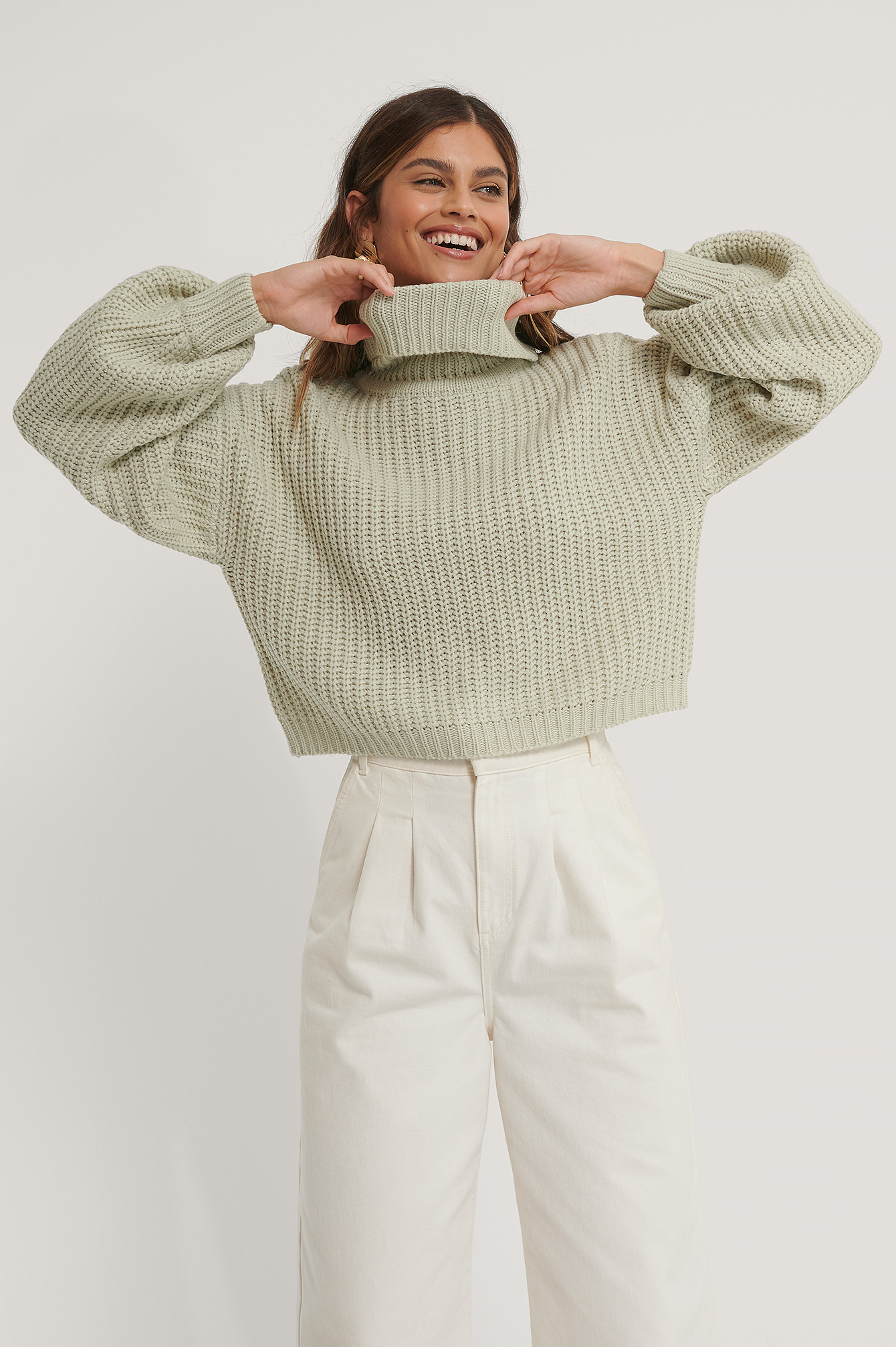 Short knitted sweater Clearance