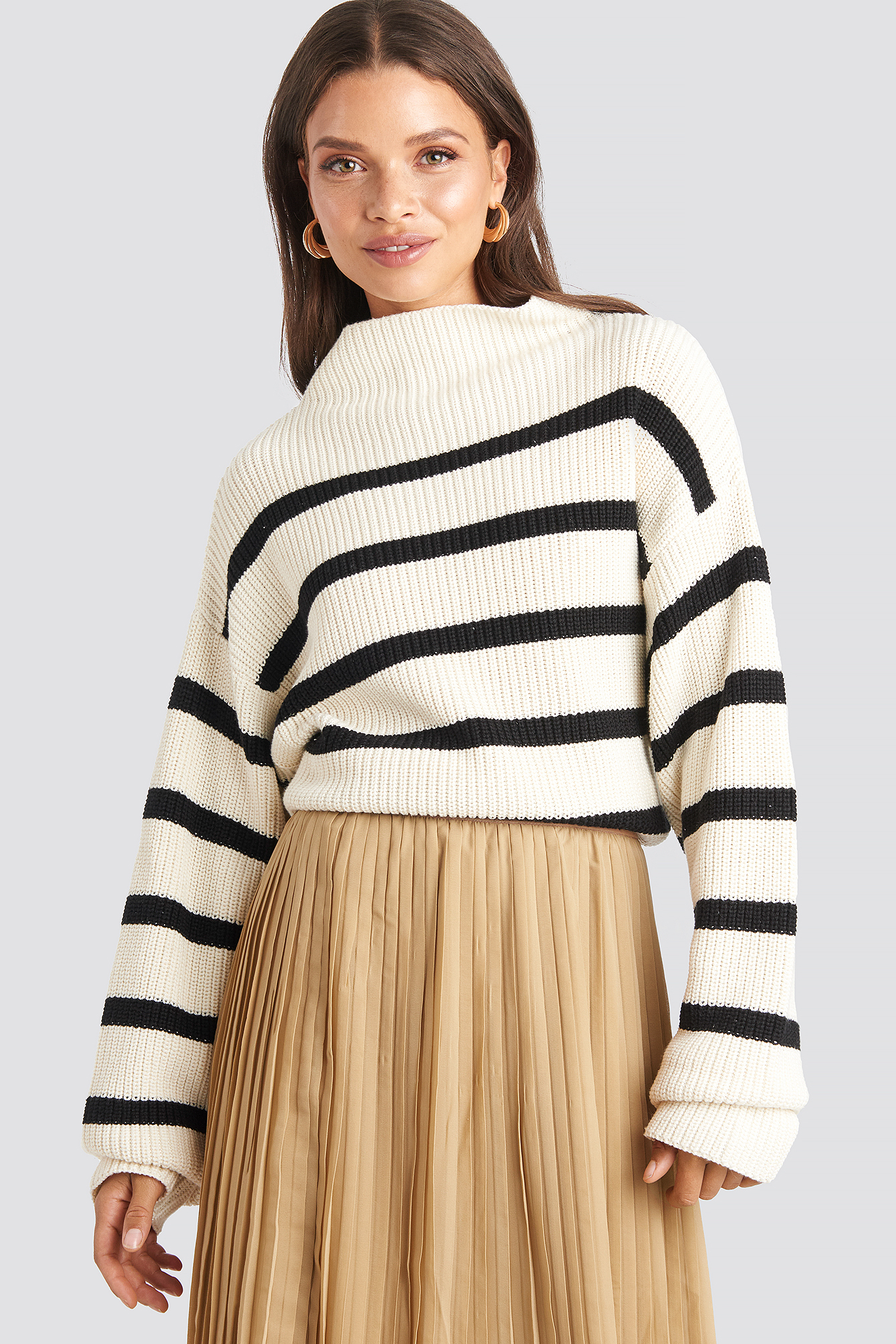 High Neck Striped Knitted Sweater White/Black