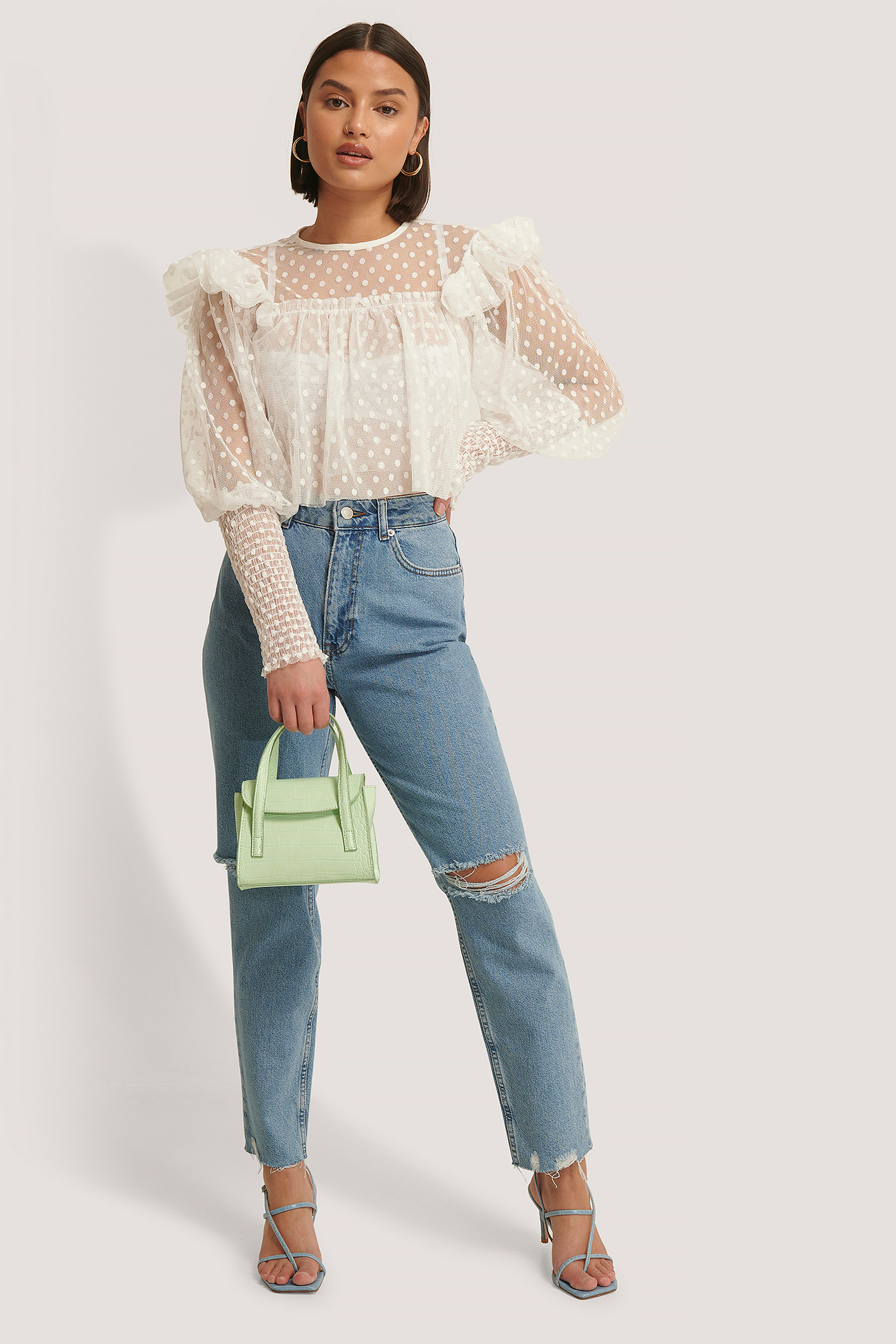 High Waist Ripped Knee Jeans Blue | NA-KD