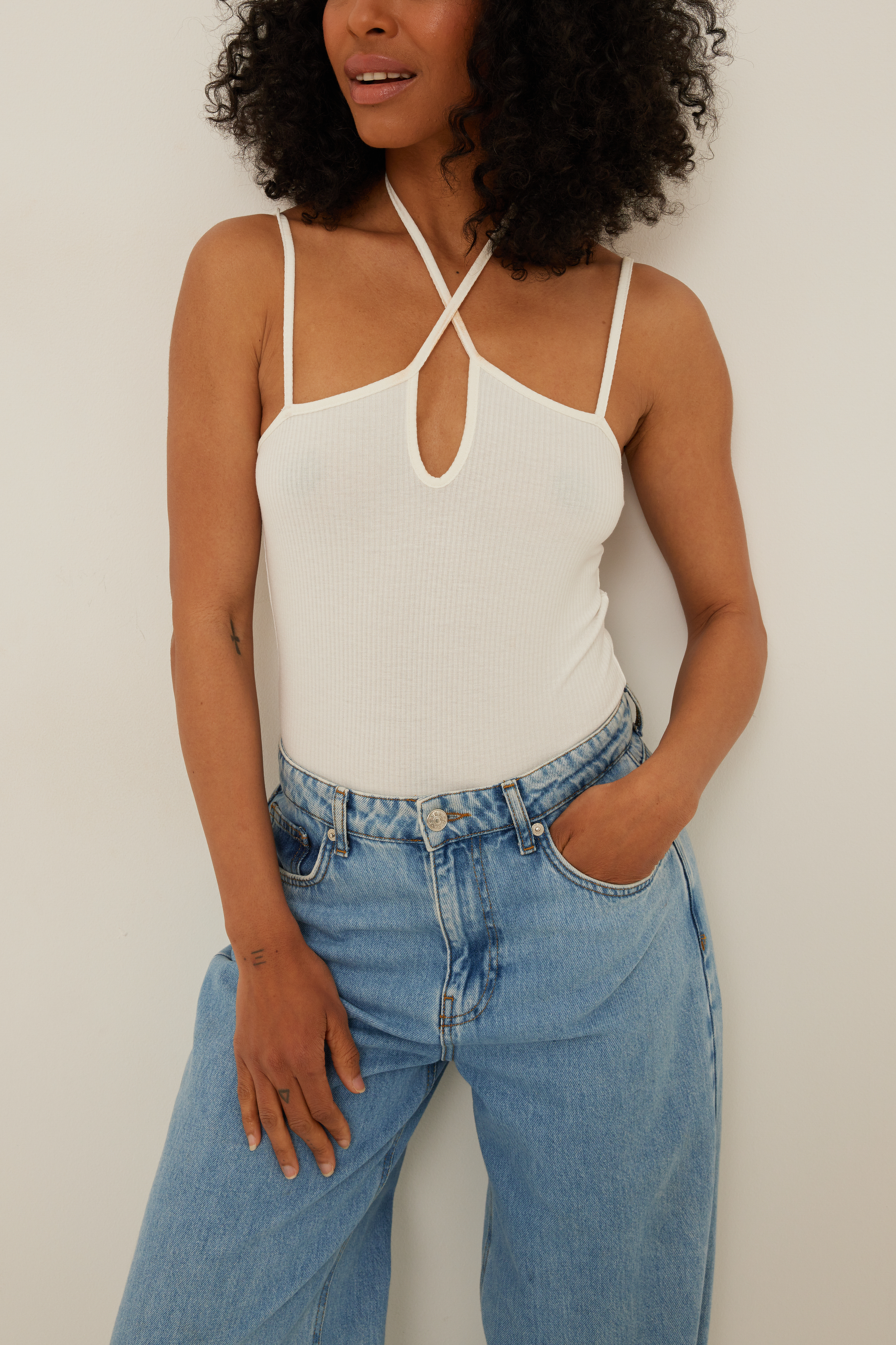 NA-KD Party Geribde body met bandjes - Tops met strikjes - OffWit - XX-Small - NA-KD / NAKD